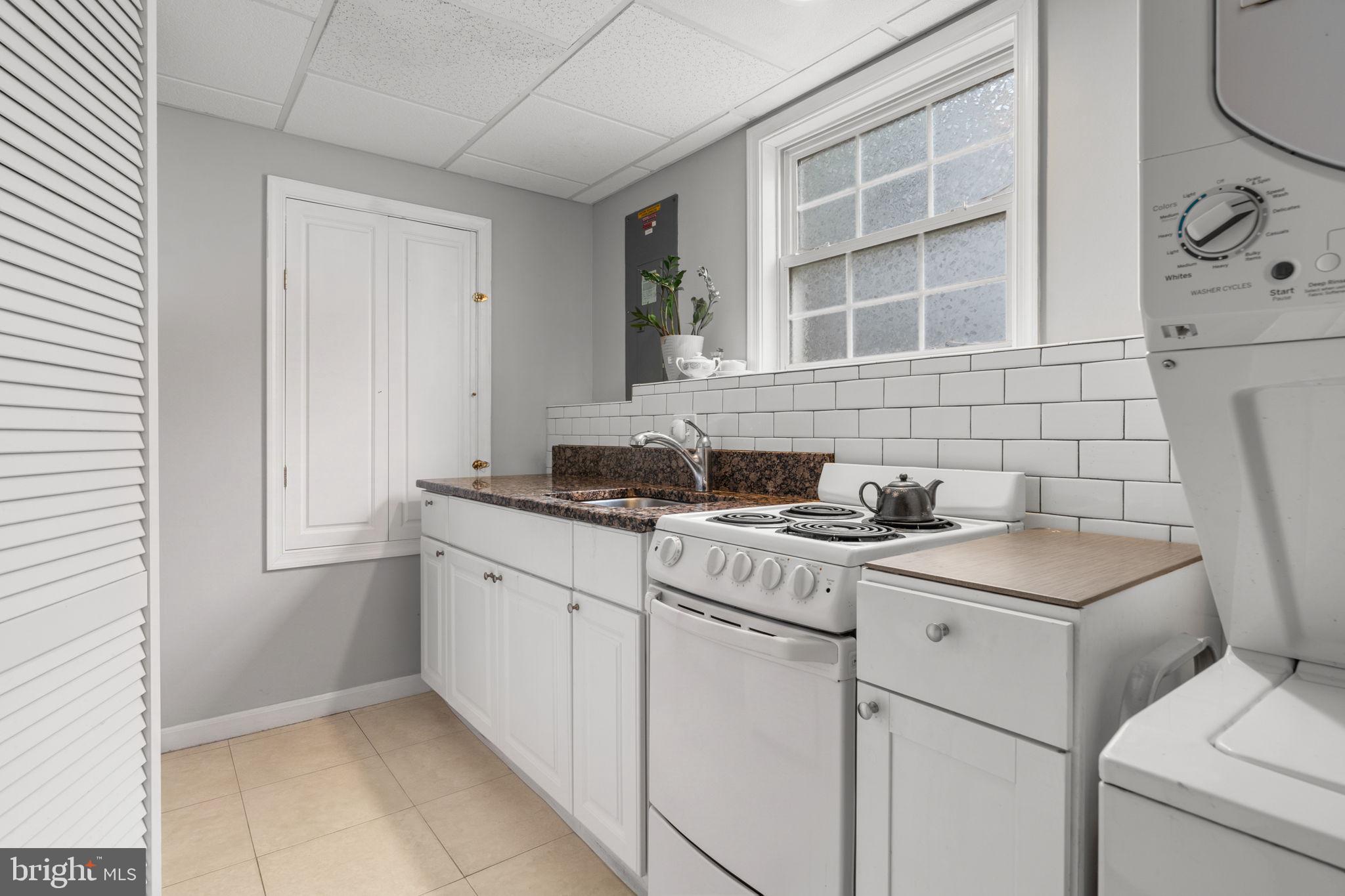 NORTH BRENTWOOD - Residential