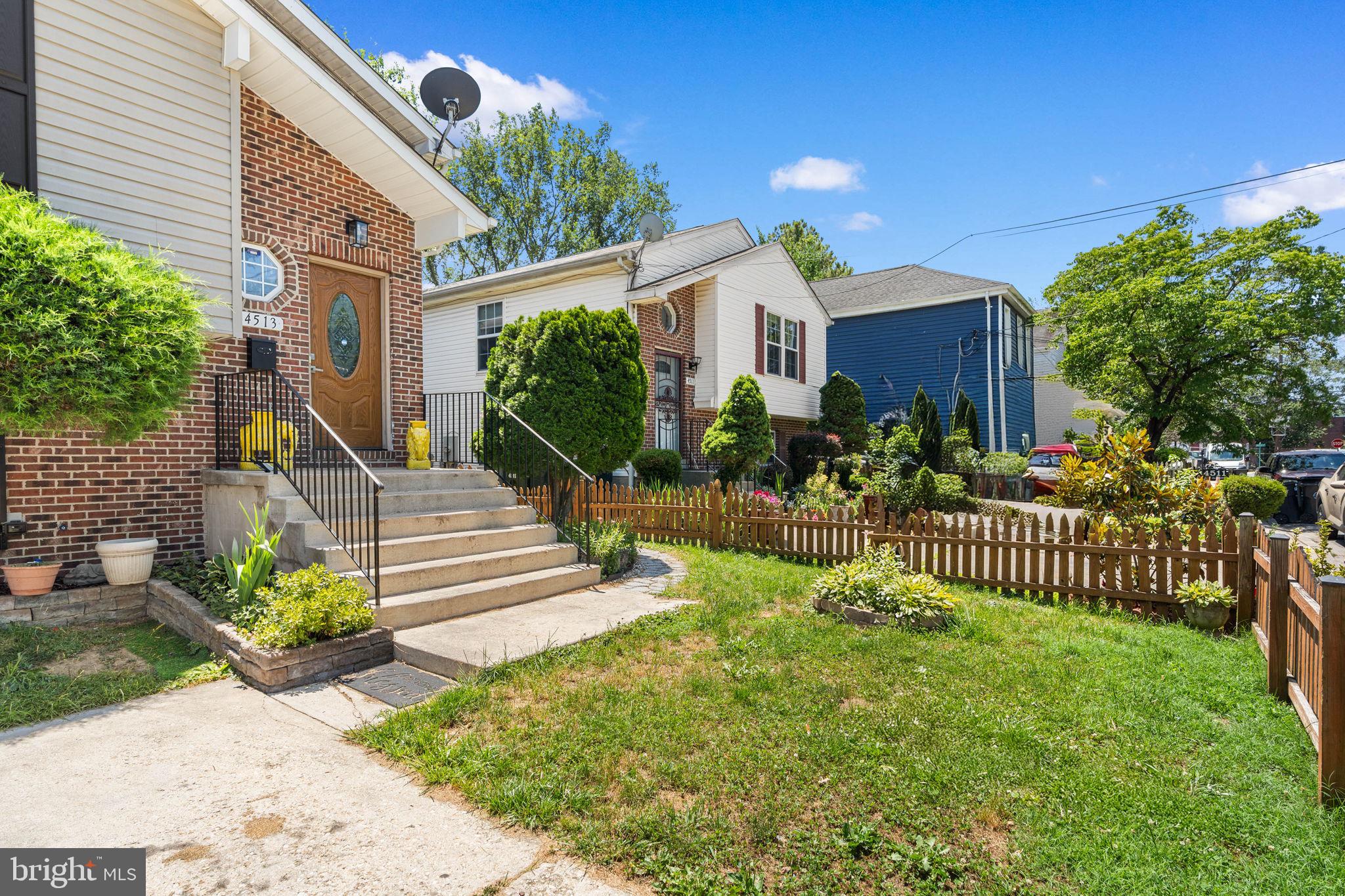 NORTH BRENTWOOD - Residential