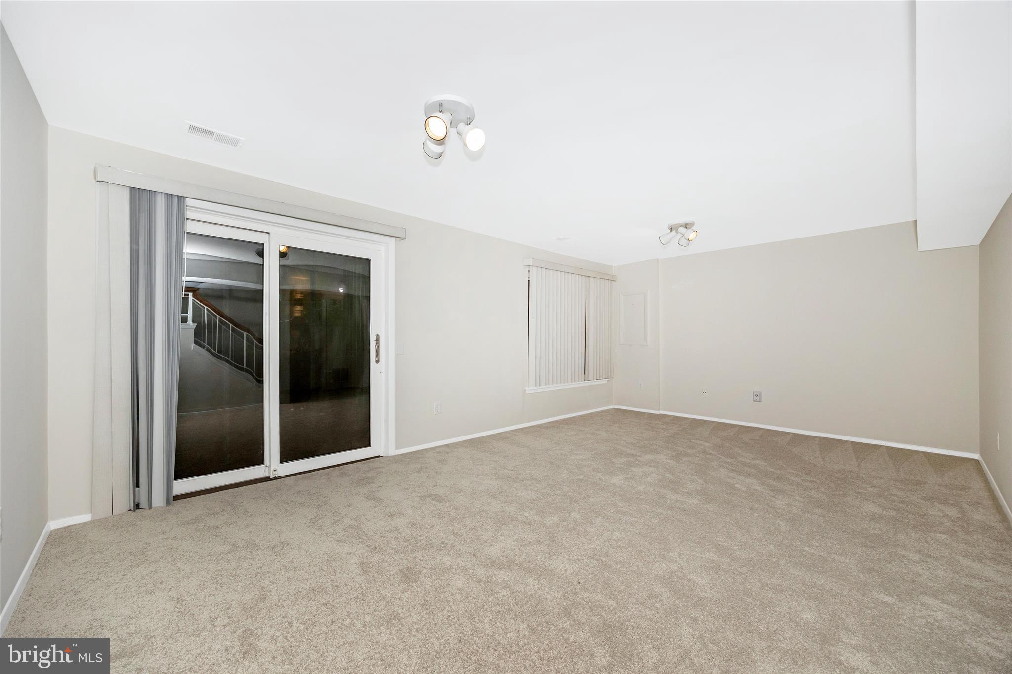 STONERIDGE - Residential
