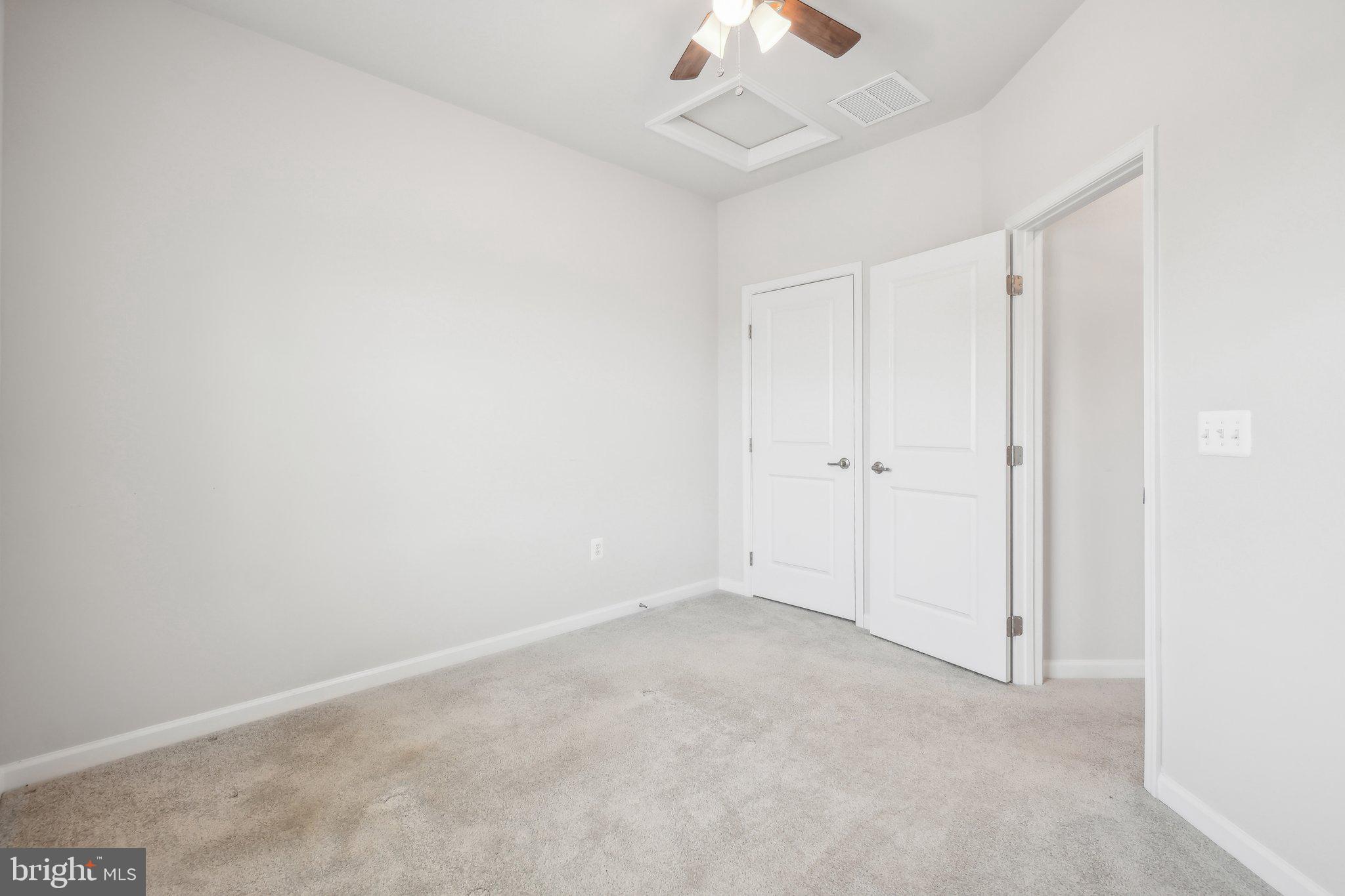 GEORGETOWN PARK - Residential Lease