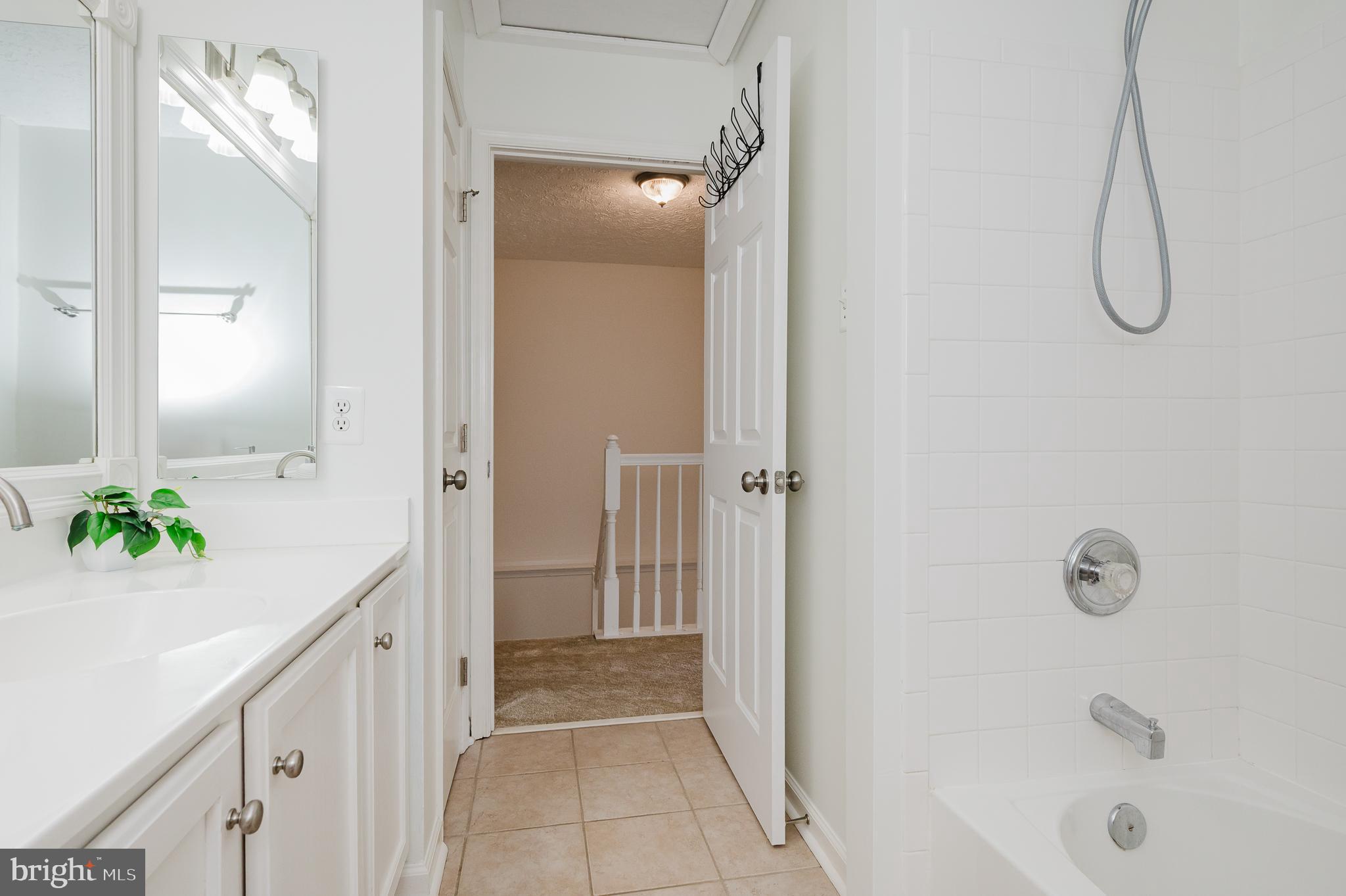 IRWINS CHOICE - Residential