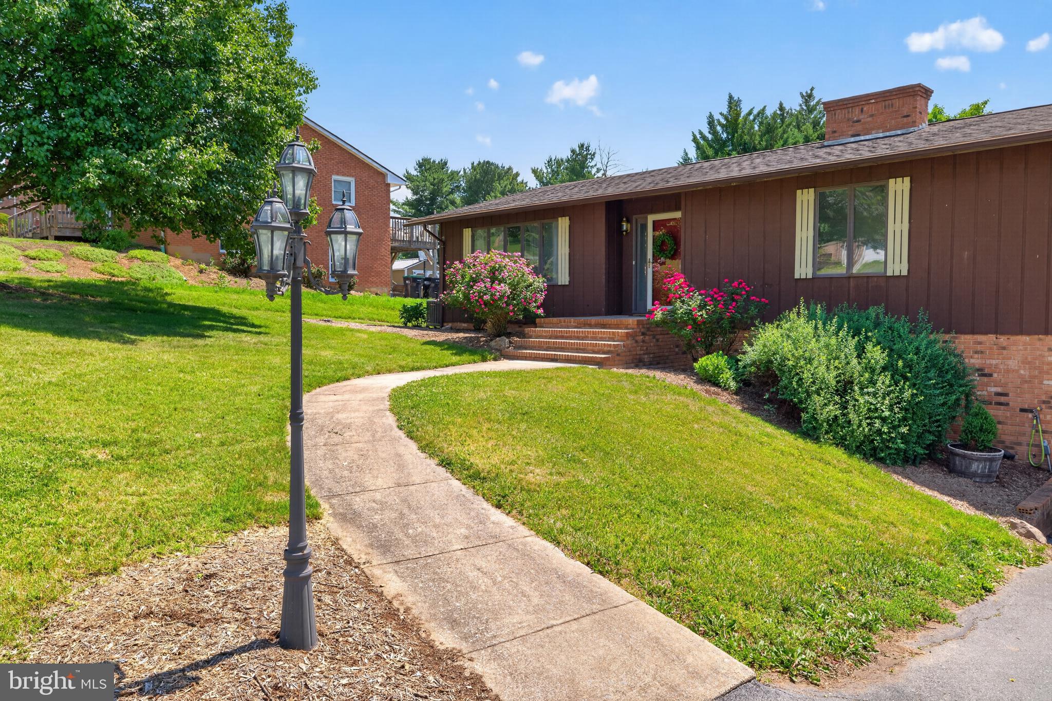 ACADEMY HEIGHTS - Residential