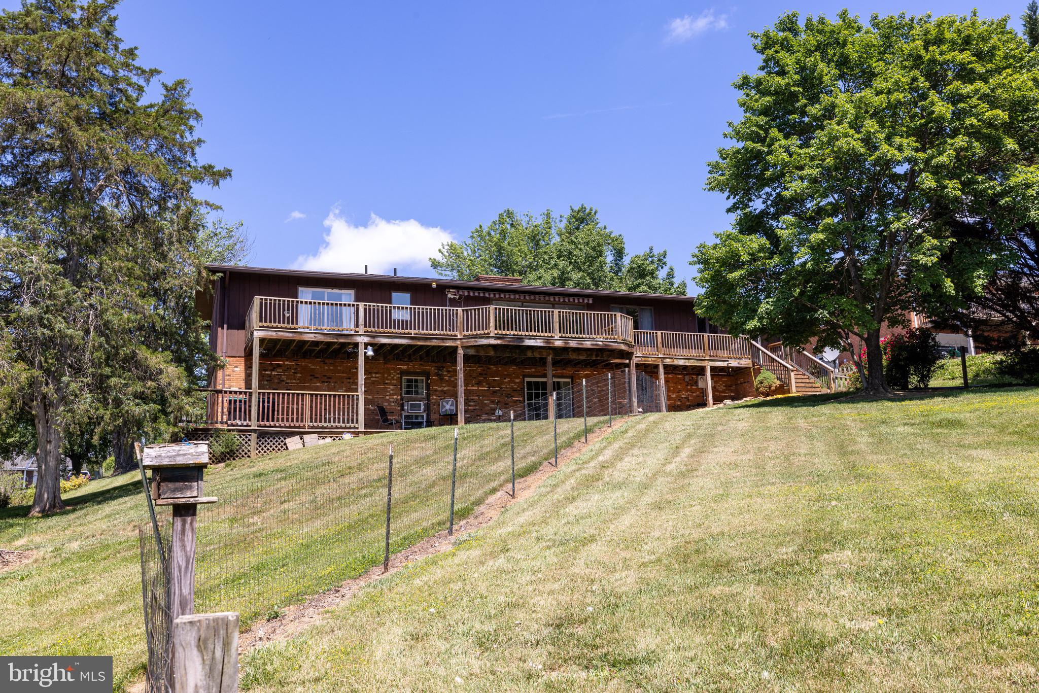 ACADEMY HEIGHTS - Residential