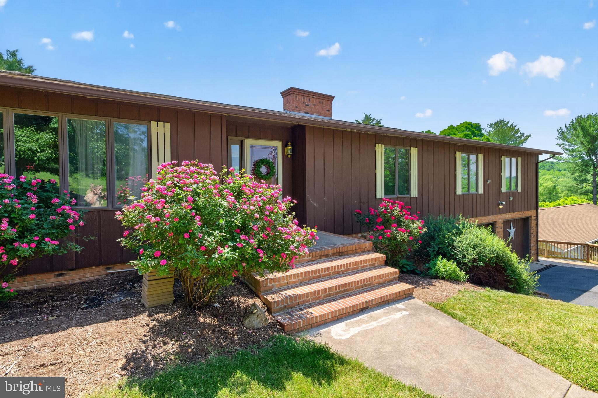 ACADEMY HEIGHTS - Residential
