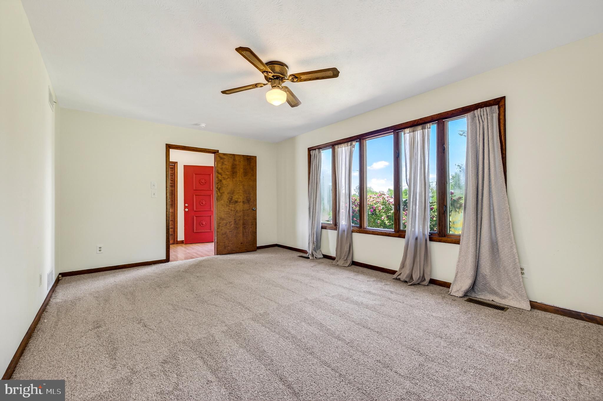 ACADEMY HEIGHTS - Residential