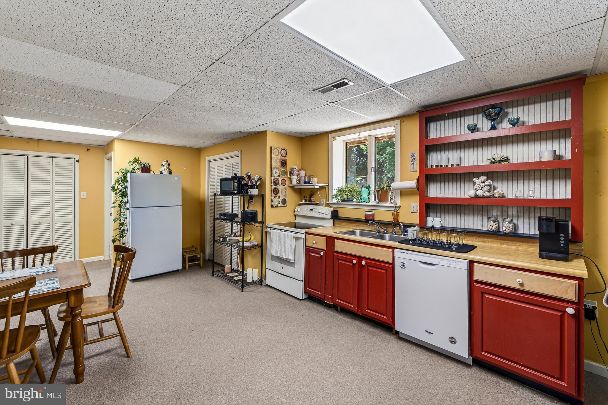 ACADEMY HEIGHTS - Residential