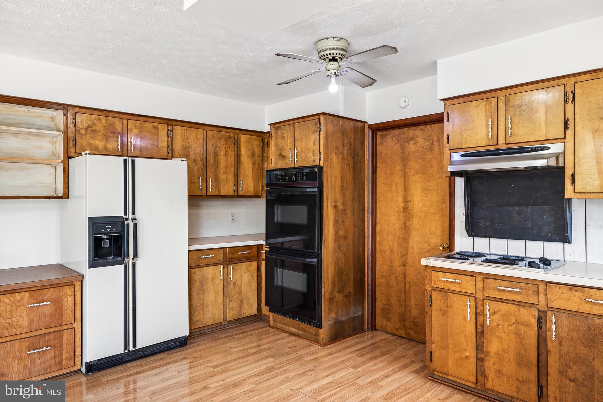 ACADEMY HEIGHTS - Residential
