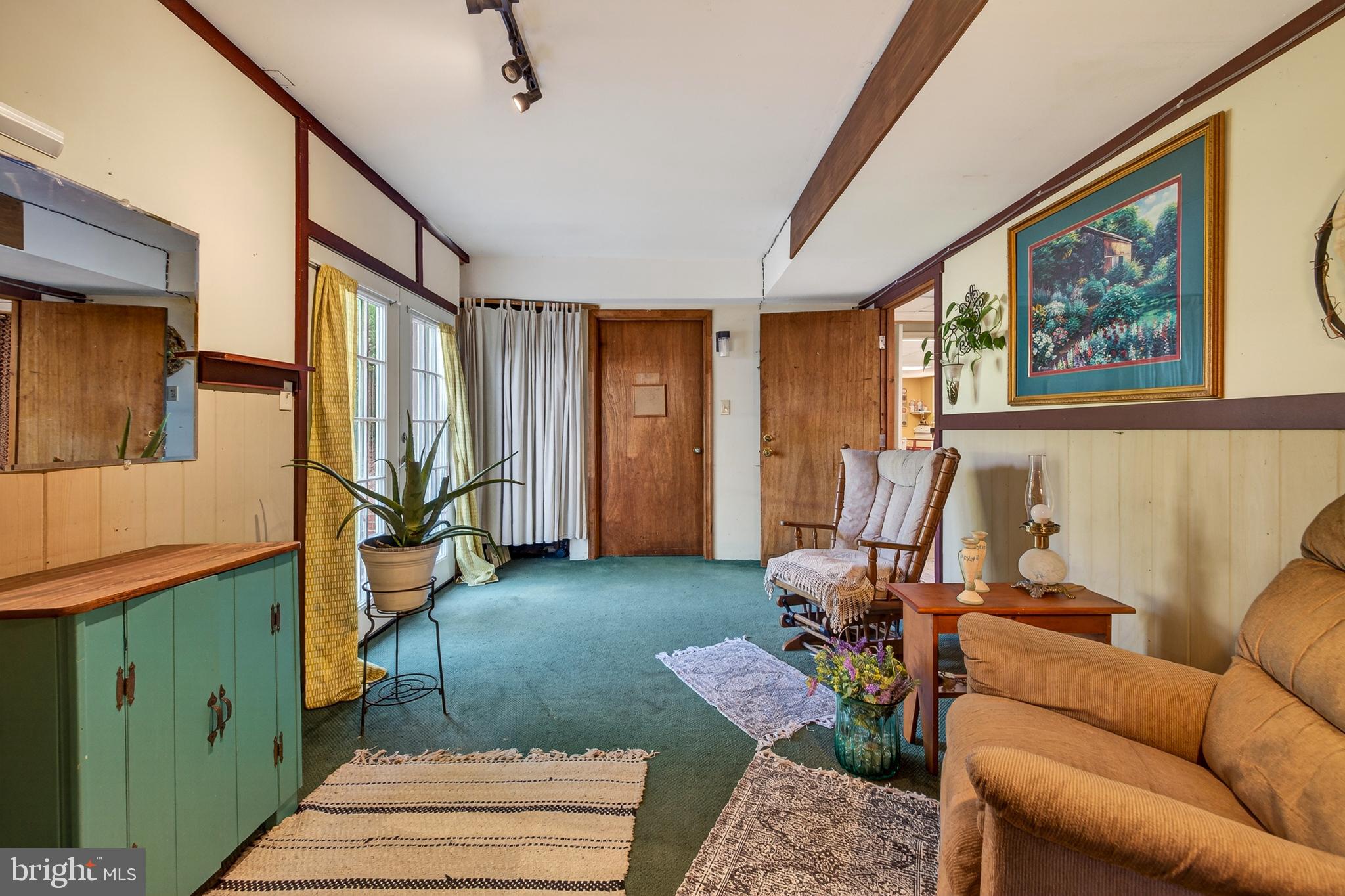 ACADEMY HEIGHTS - Residential