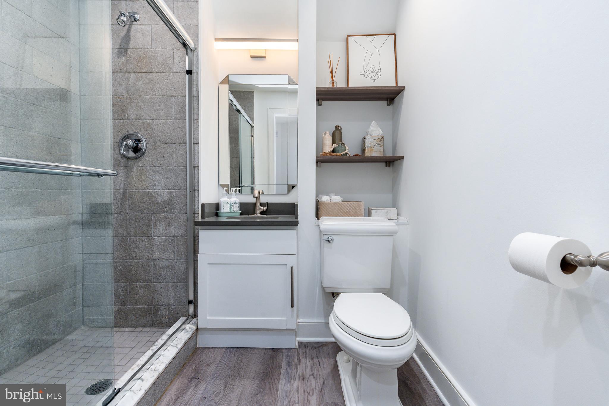 WASHINGTON SQ WEST - Residential