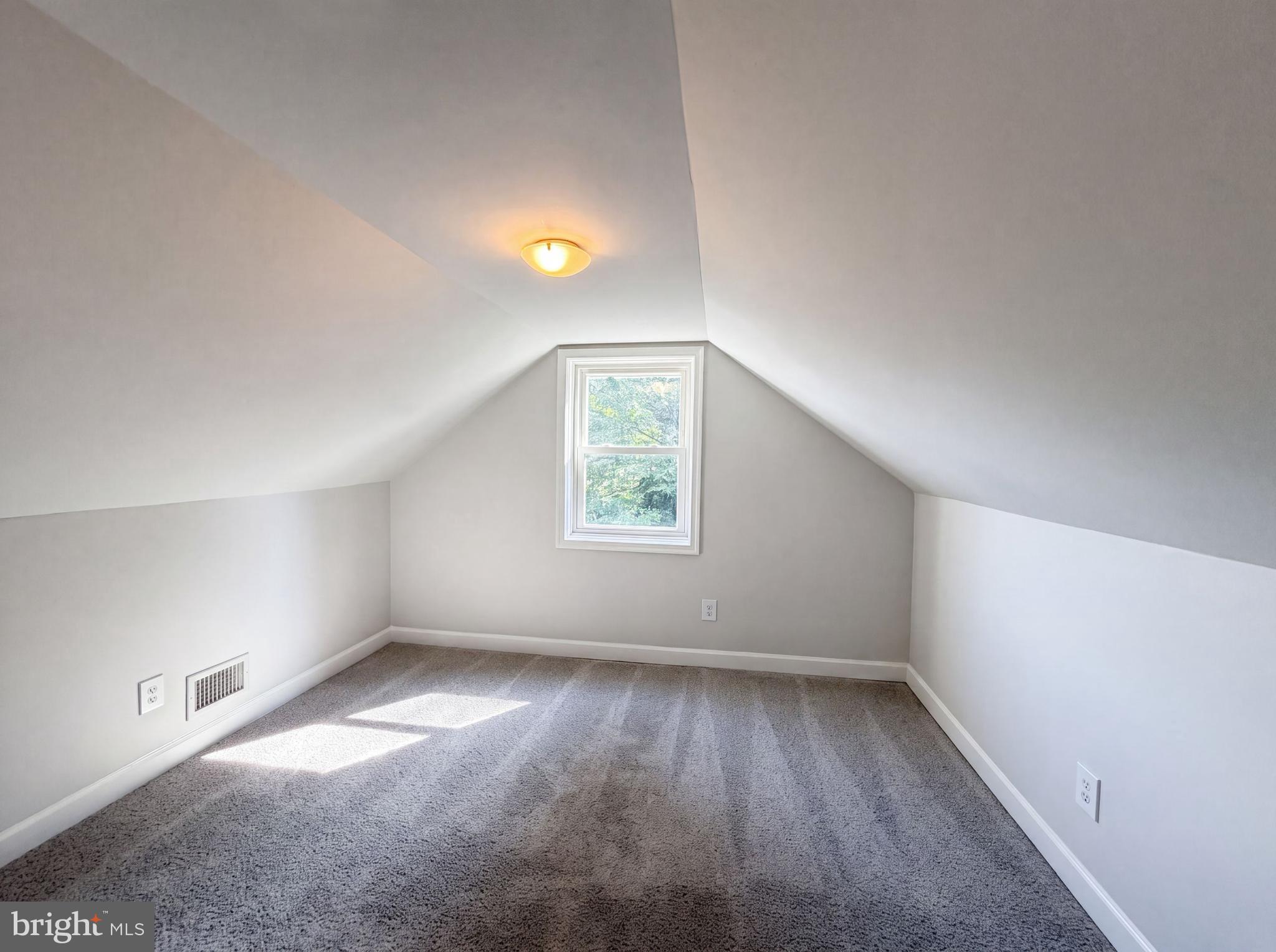 BRADBURY HEIGHTS - Residential