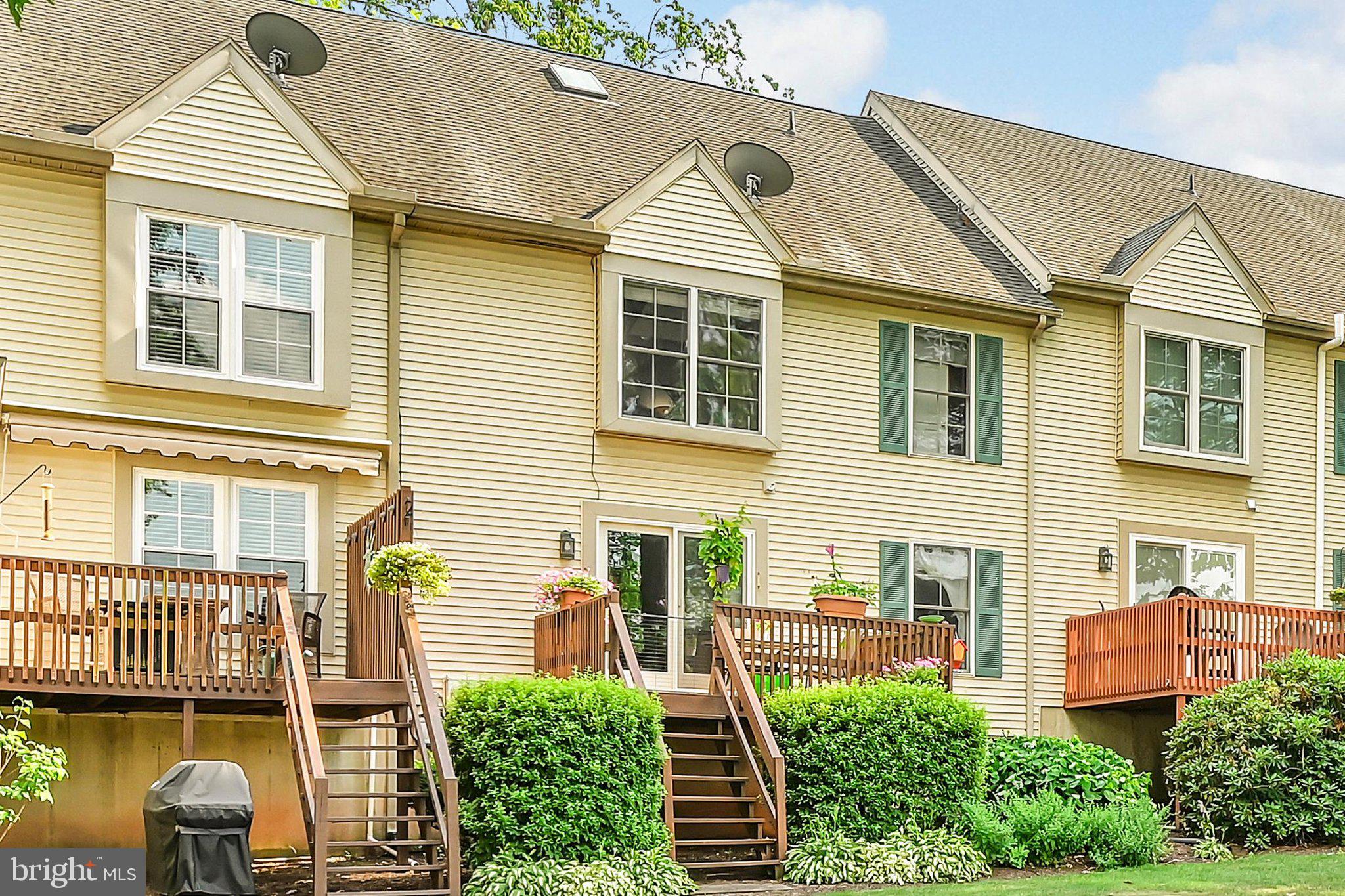GREENS AT HAWK VALLEY - Residential