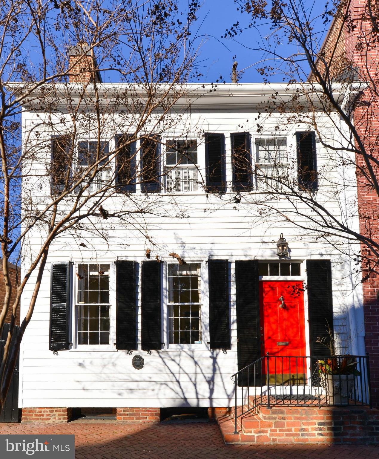 OLD TOWN ALEXANDRIA - Residential