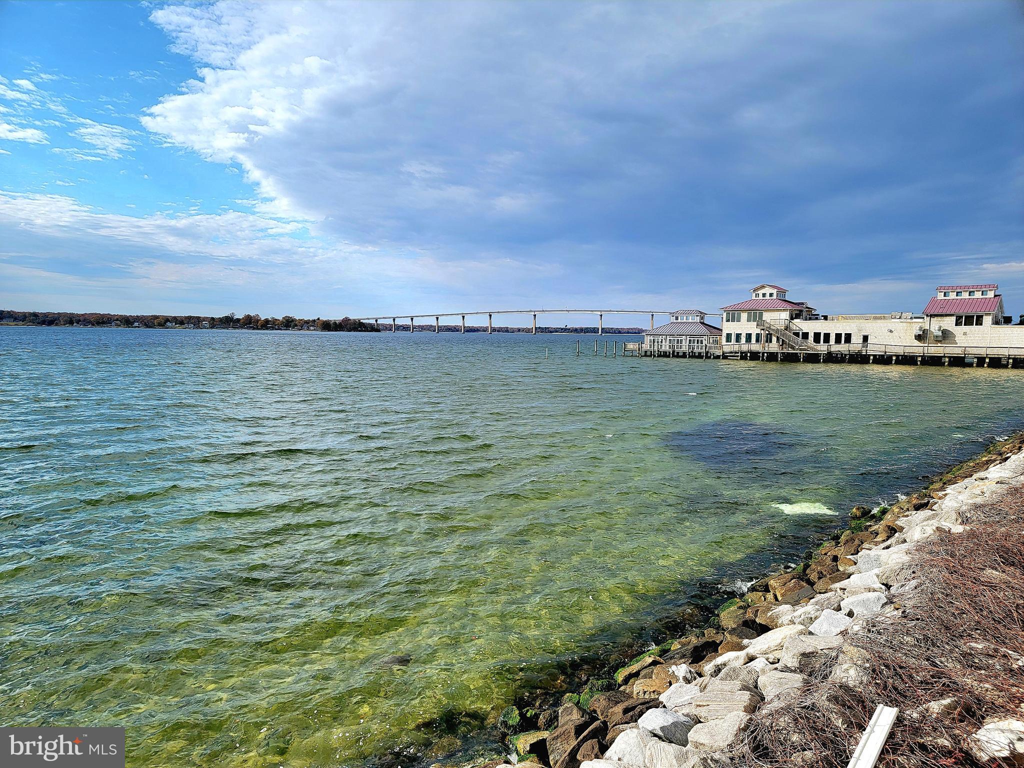 OYSTER BAY CONDOMINIUMS - Residential