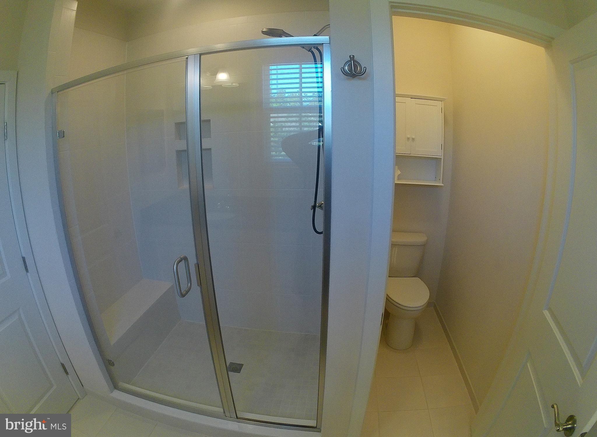 OYSTER BAY CONDOMINIUMS - Residential