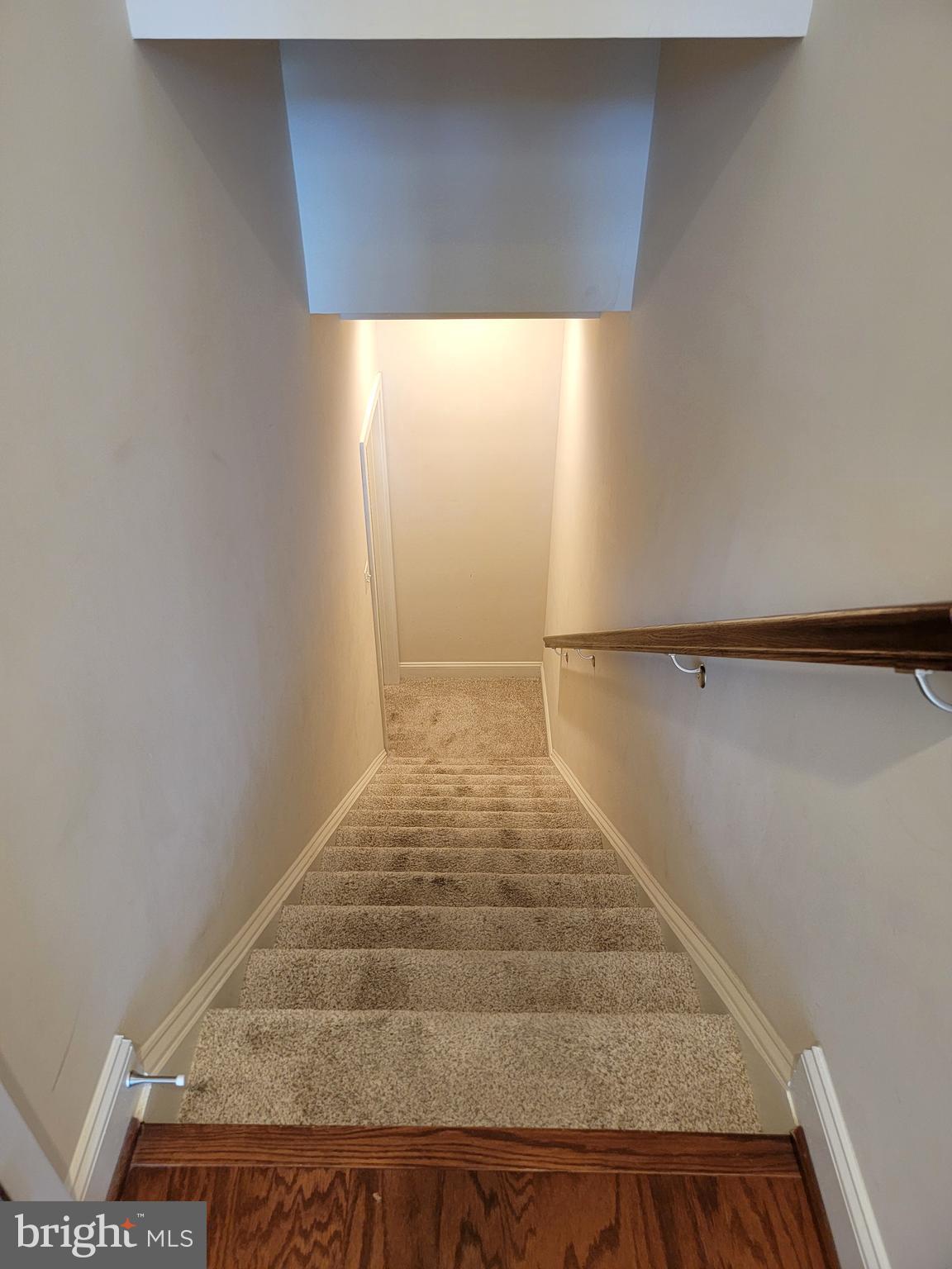 OYSTER BAY CONDOMINIUMS - Residential