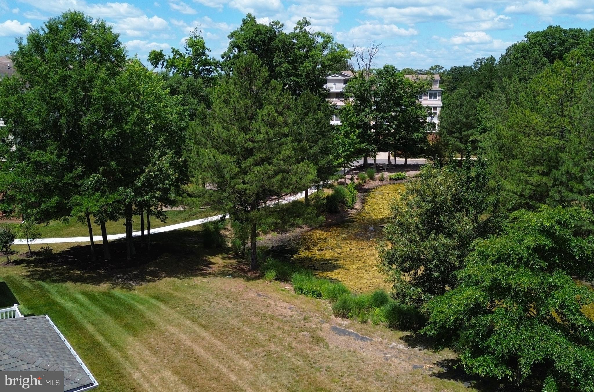 OYSTER BAY CONDOMINIUMS - Residential