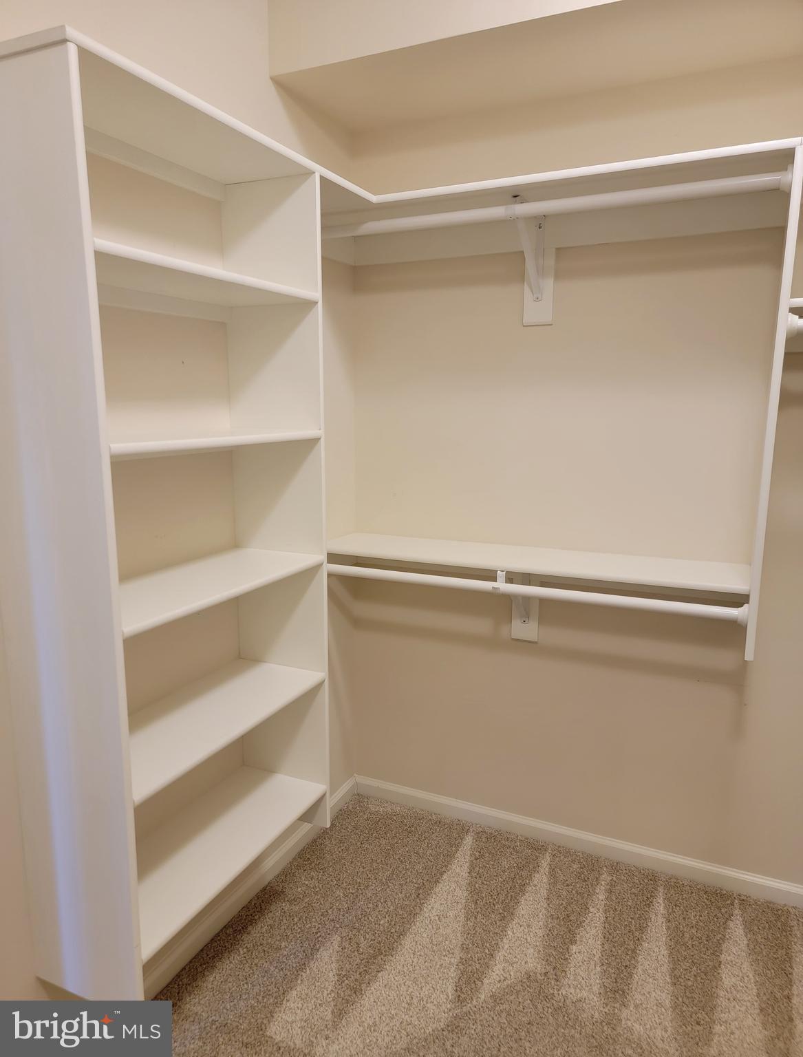 OYSTER BAY CONDOMINIUMS - Residential