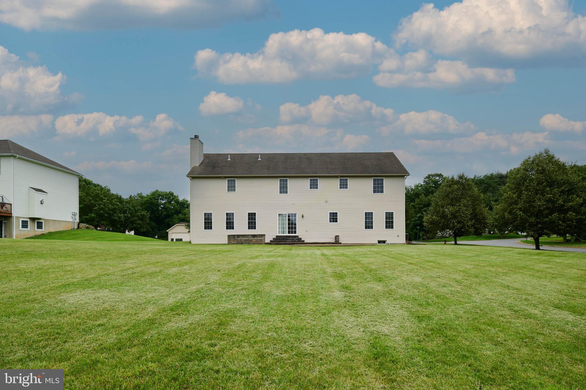 OAK GROVE - Residential