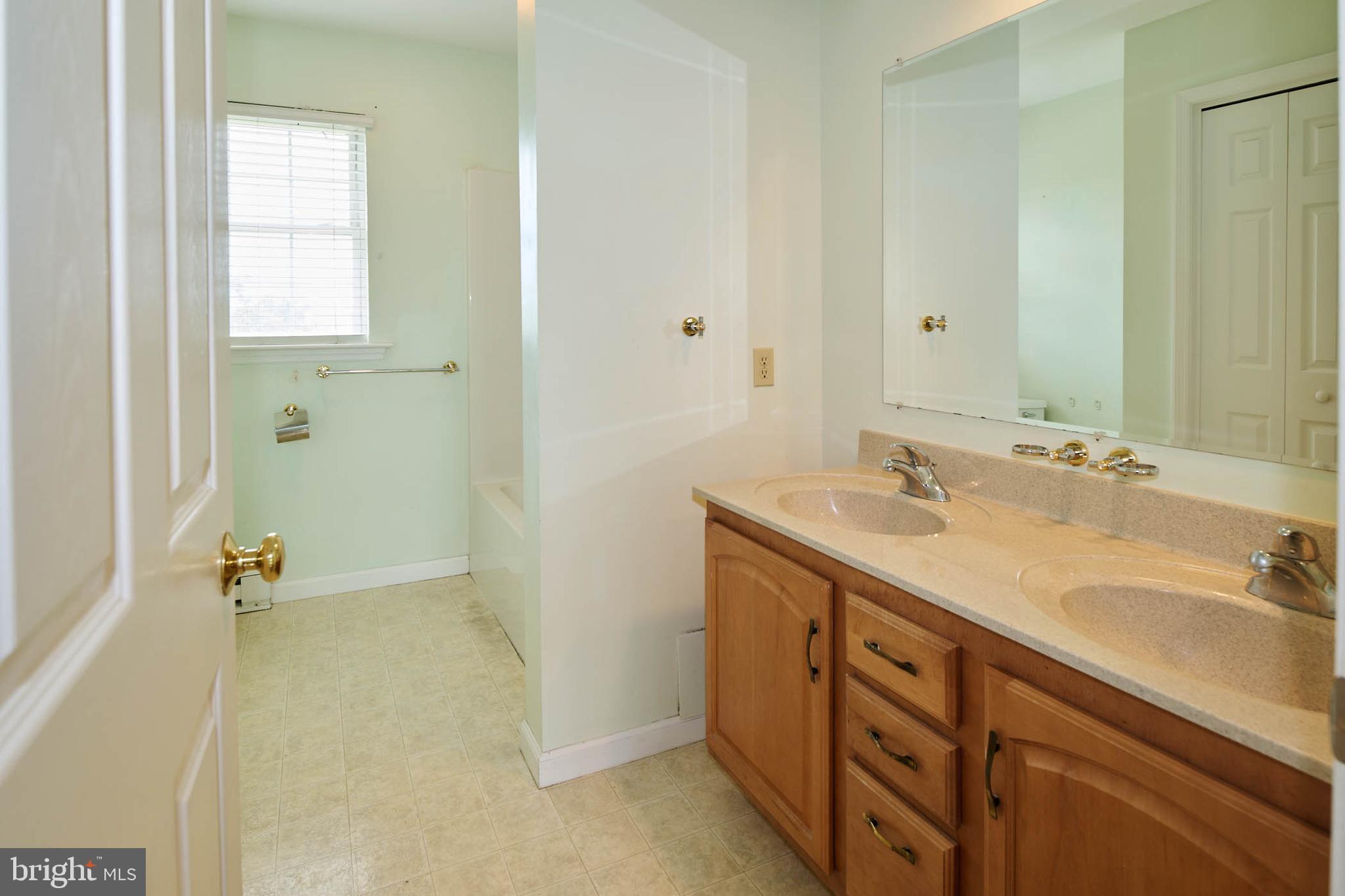 OAK GROVE - Residential