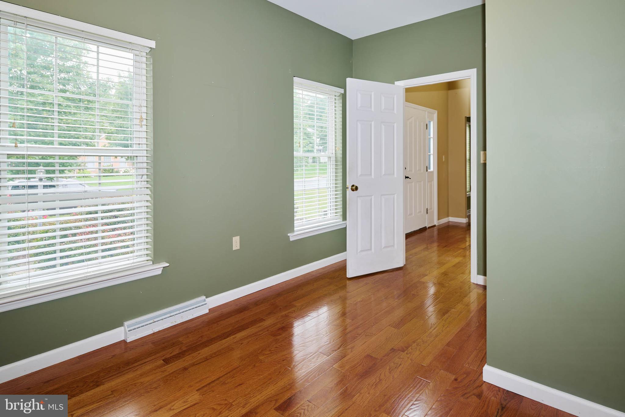 OAK GROVE - Residential