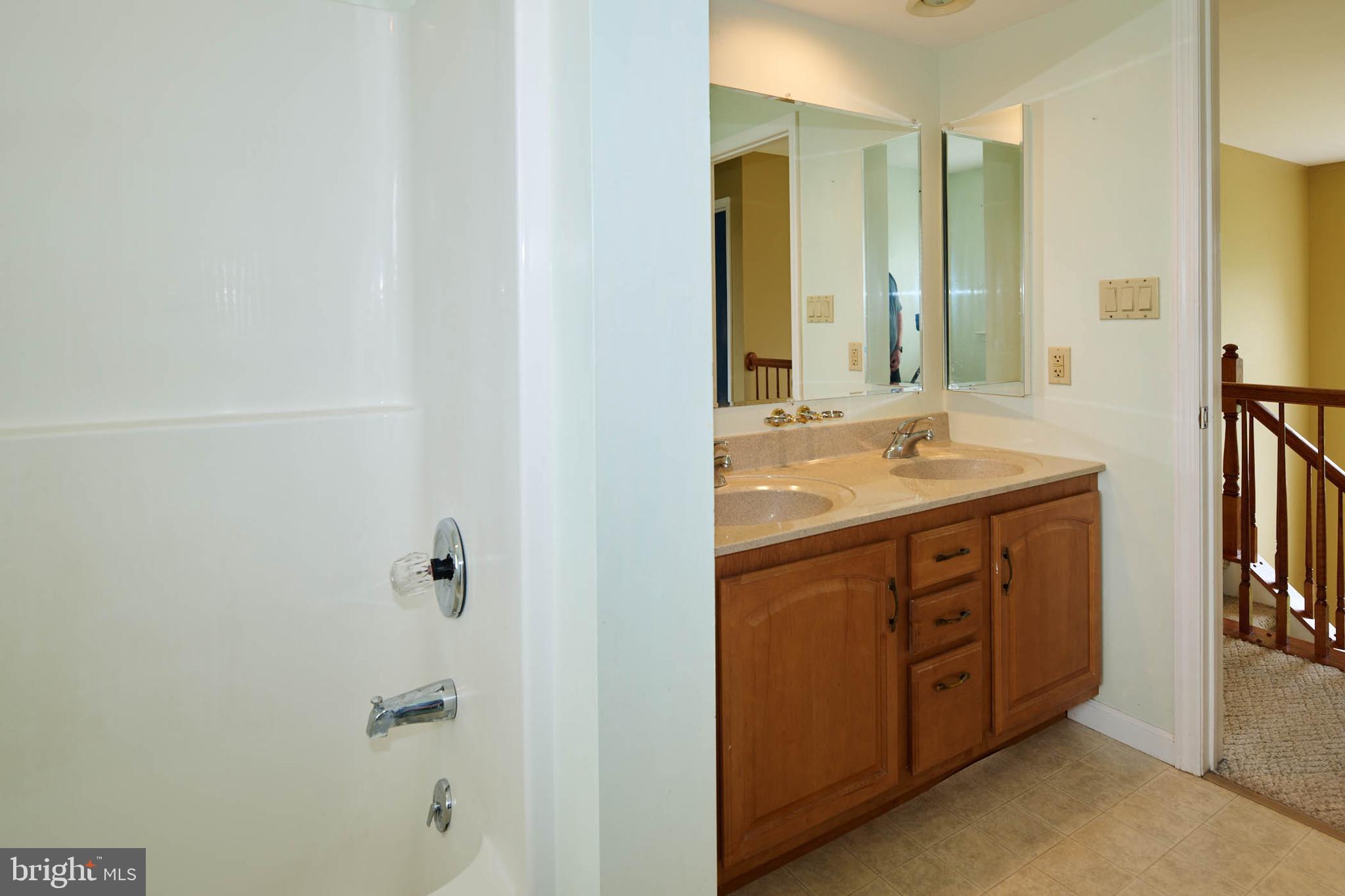 OAK GROVE - Residential