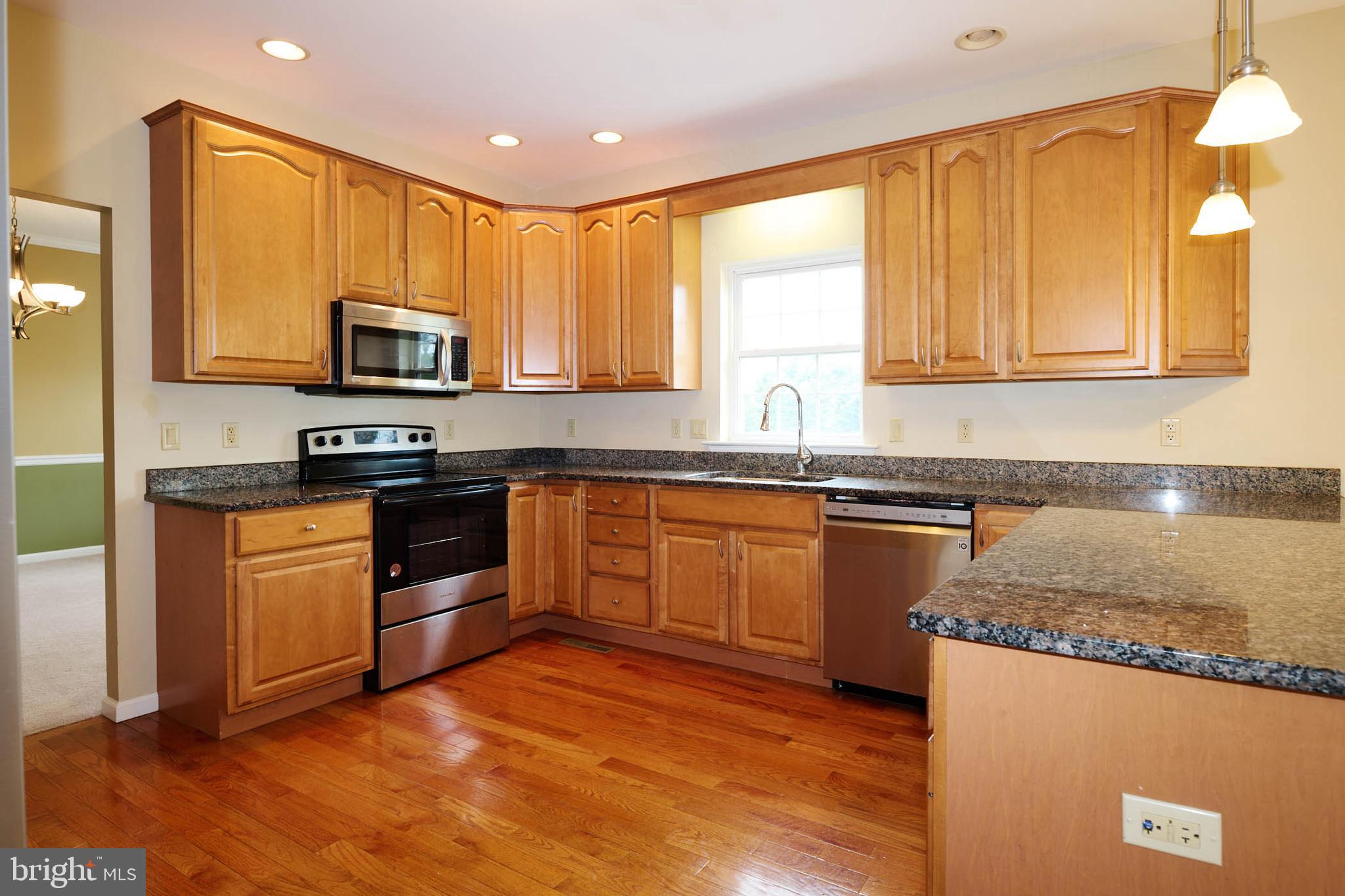 OAK GROVE - Residential