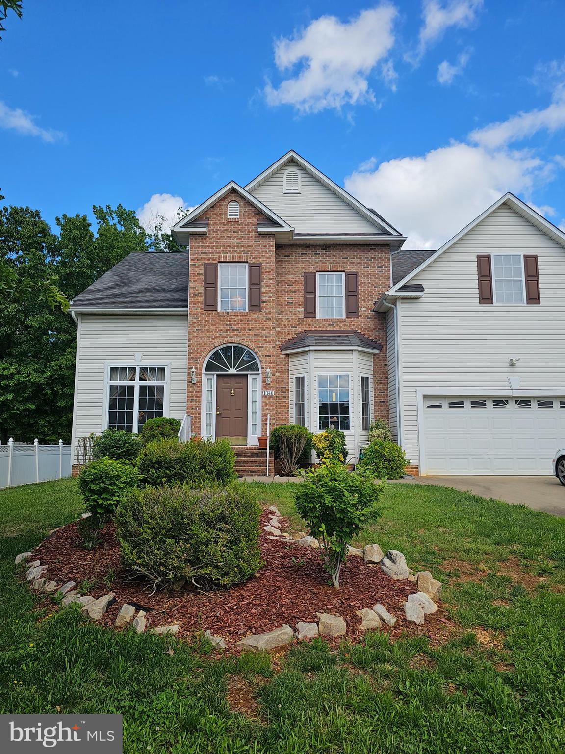 HAPPY CREEK KNOLLS - Residential