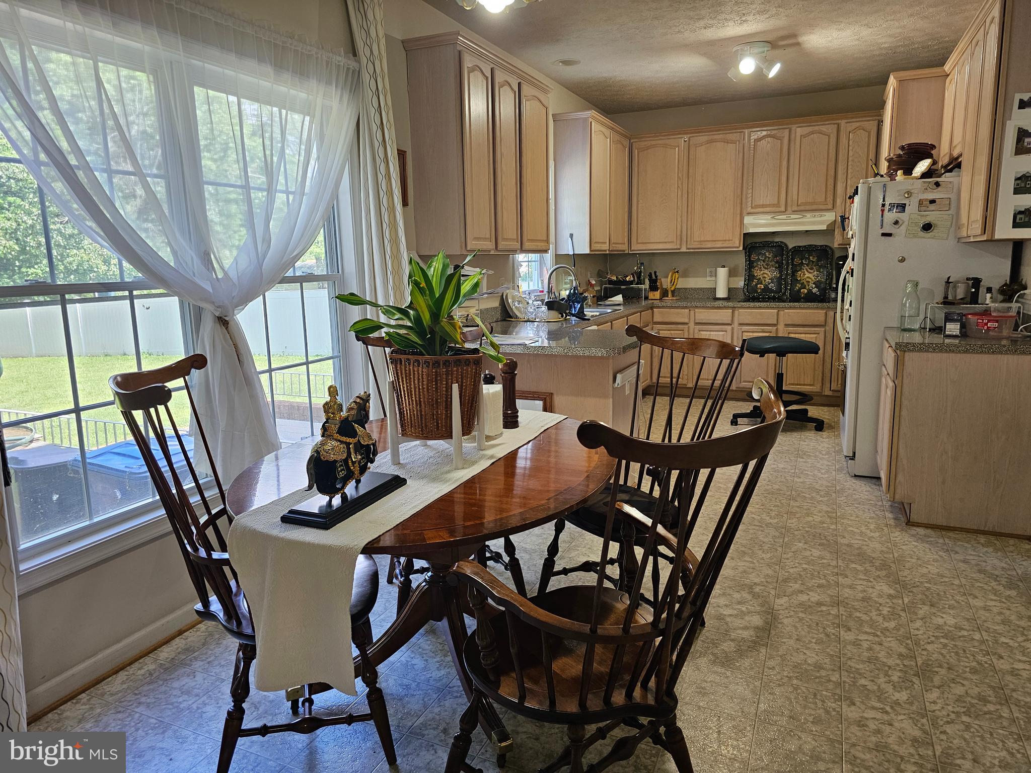 HAPPY CREEK KNOLLS - Residential