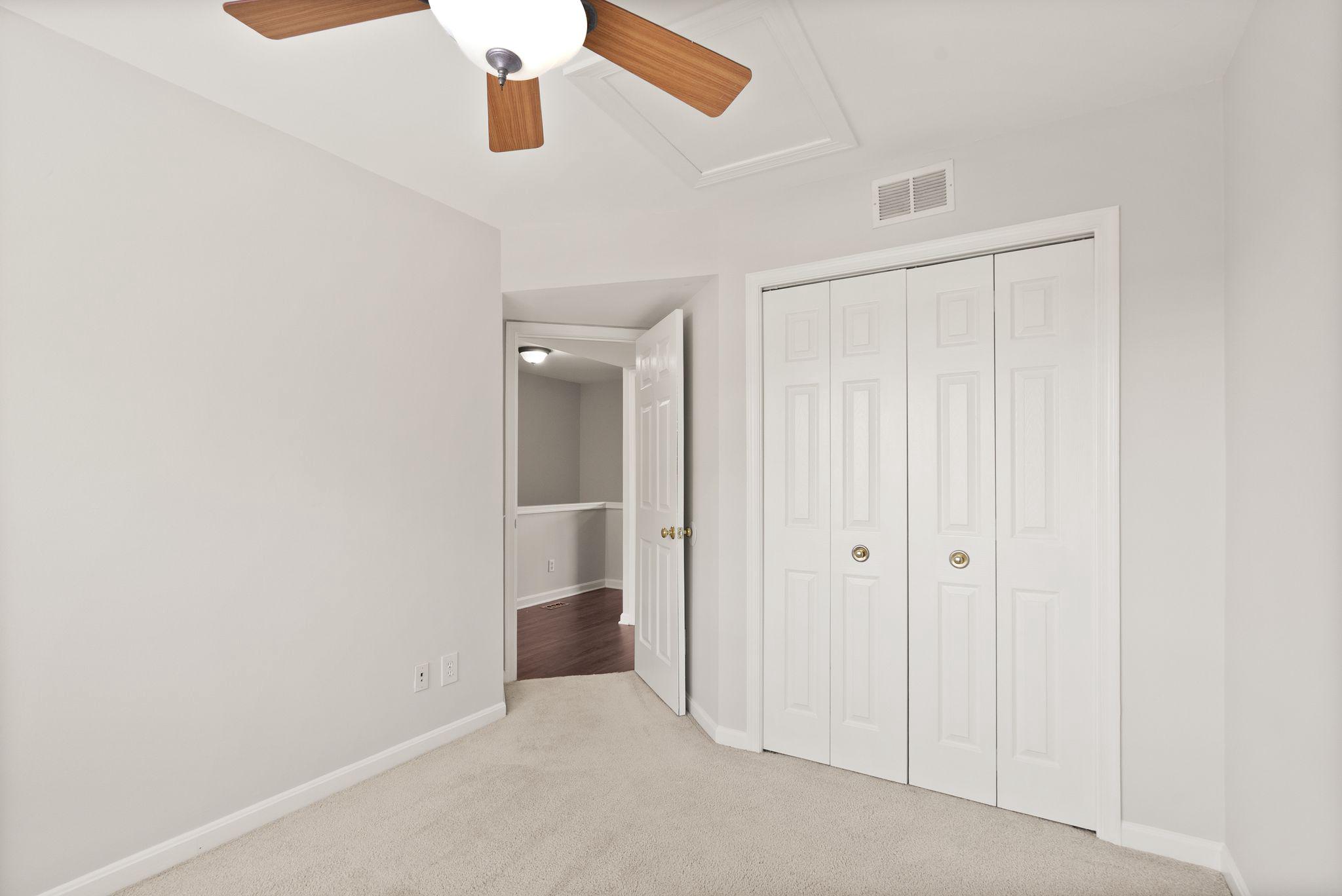 EXETER - Residential