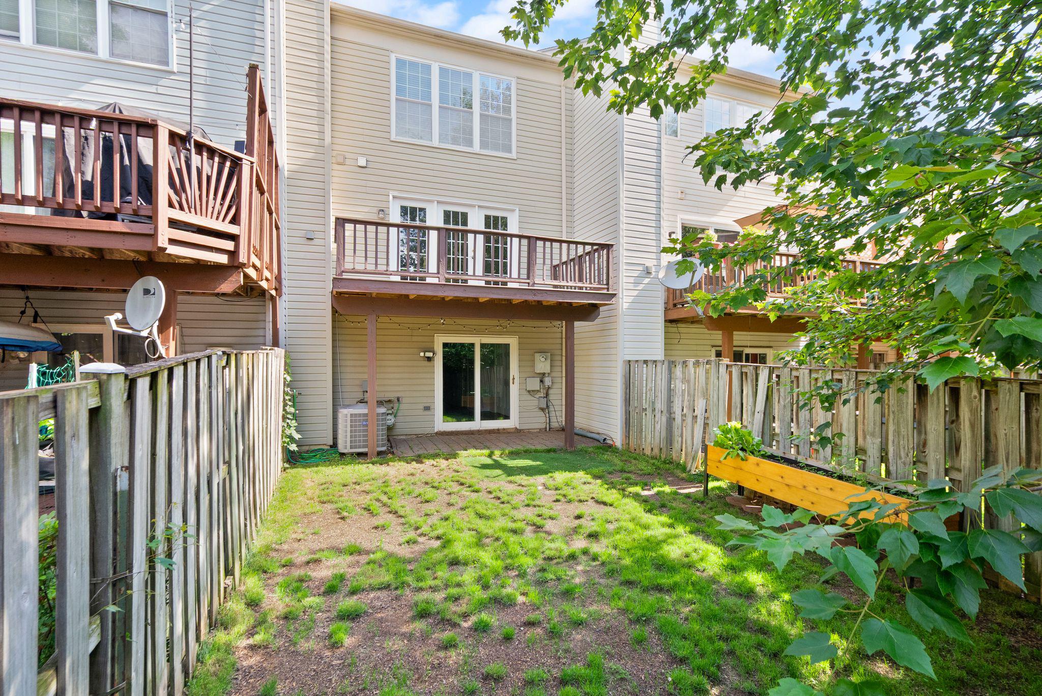 EXETER - Residential