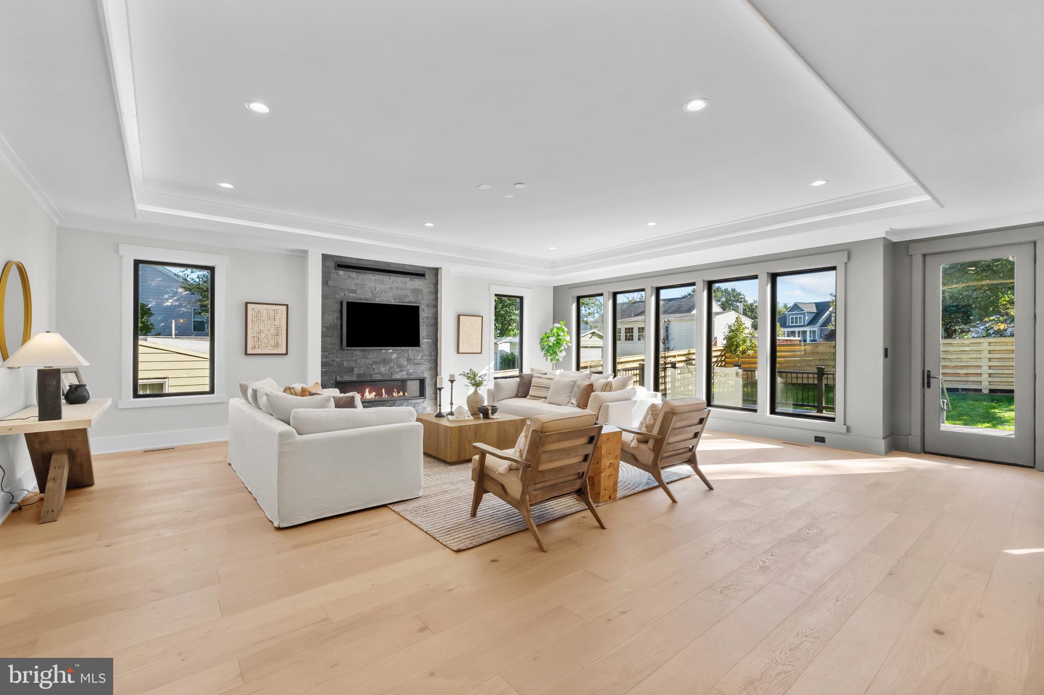 PIMMIT HILLS - Residential
