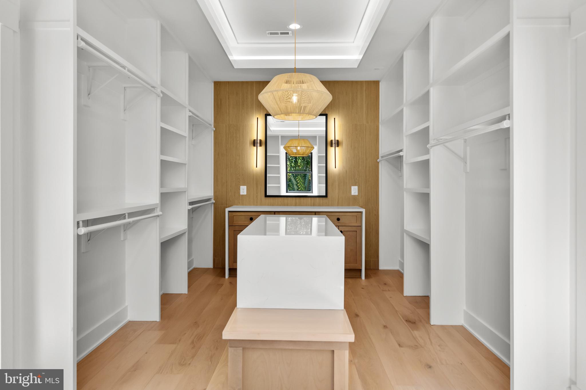 PIMMIT HILLS - Residential