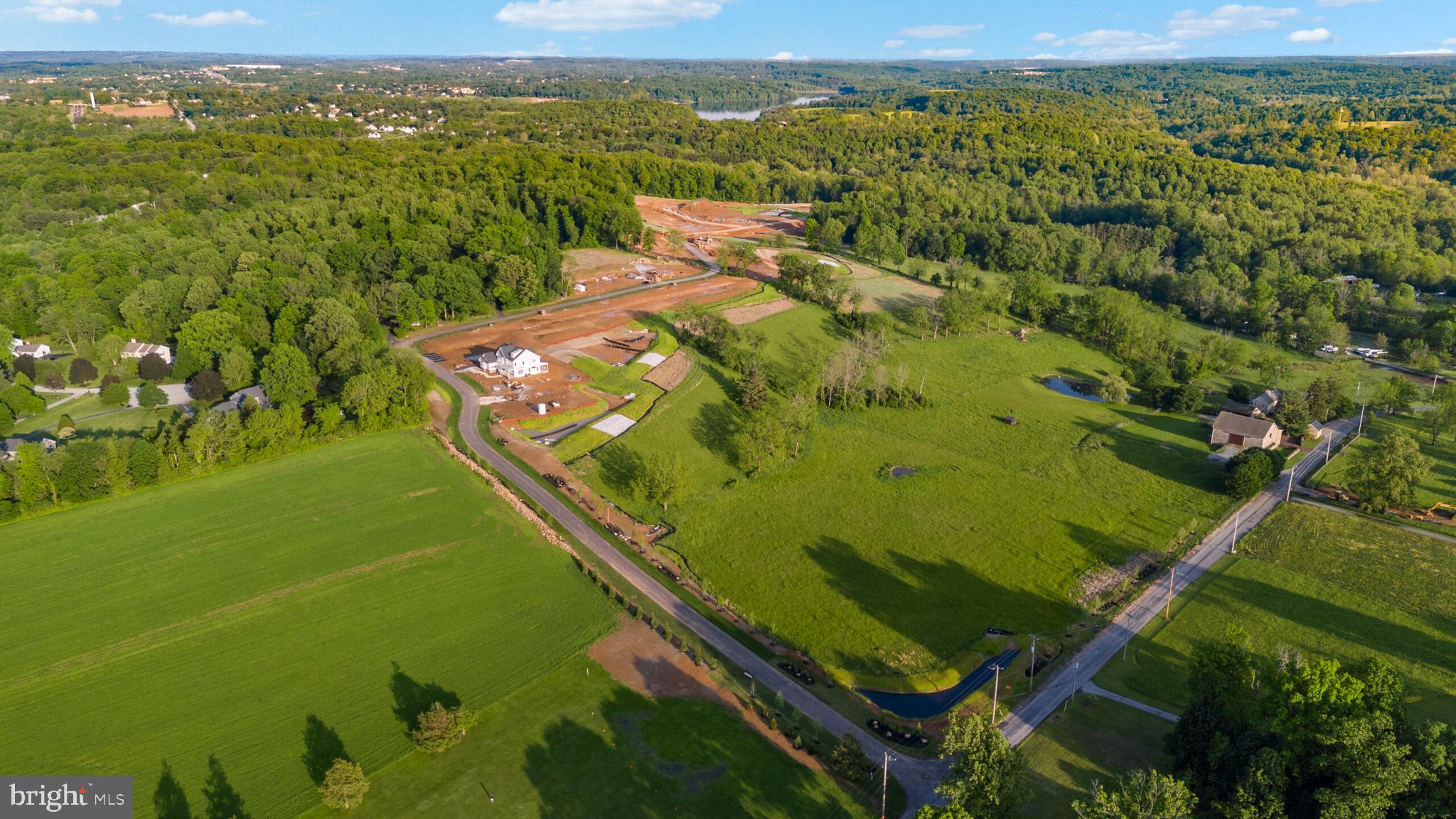 ESTATES AT STONECLIFF - Residential