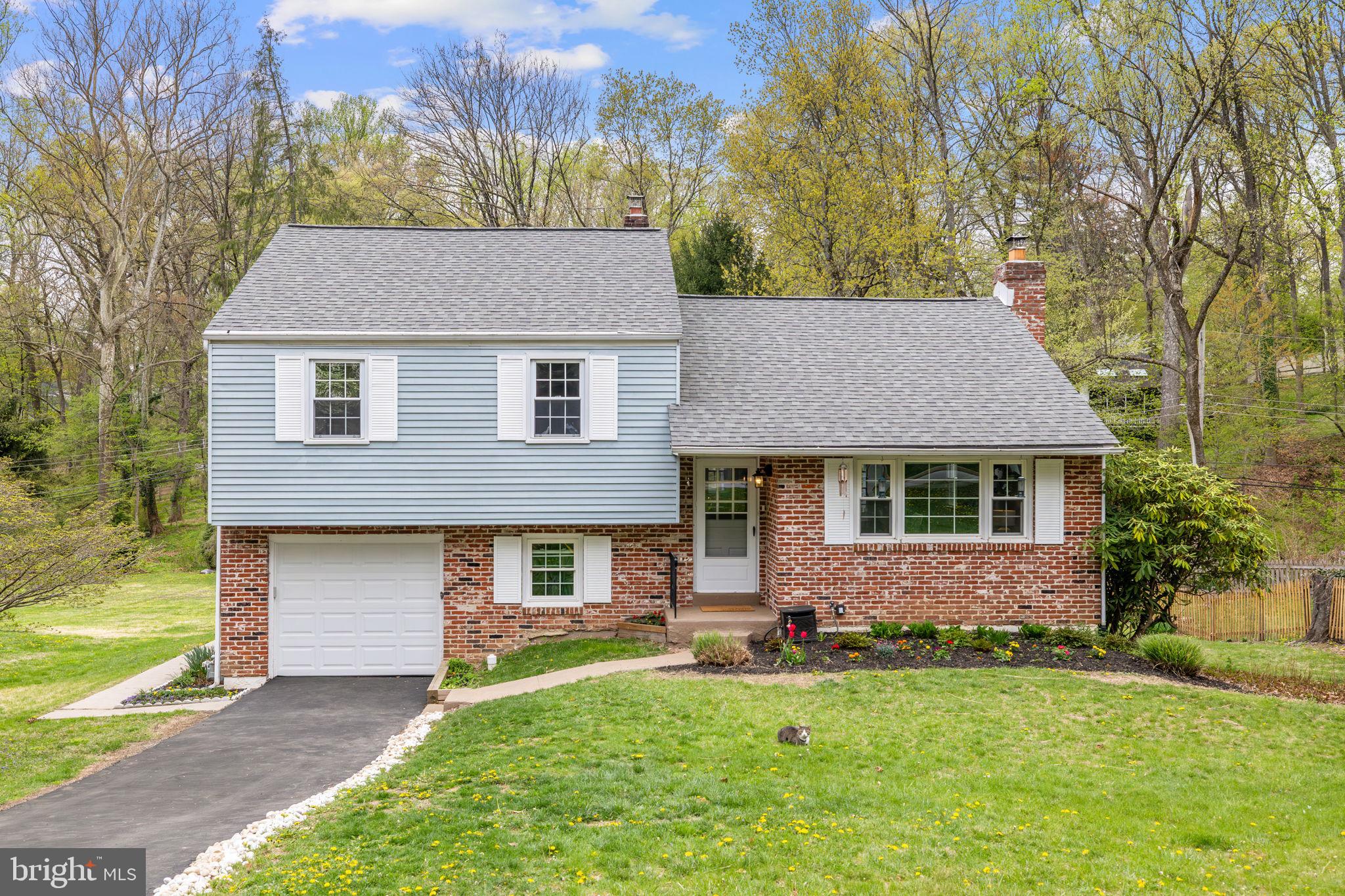 DEVON DOWNS - Residential