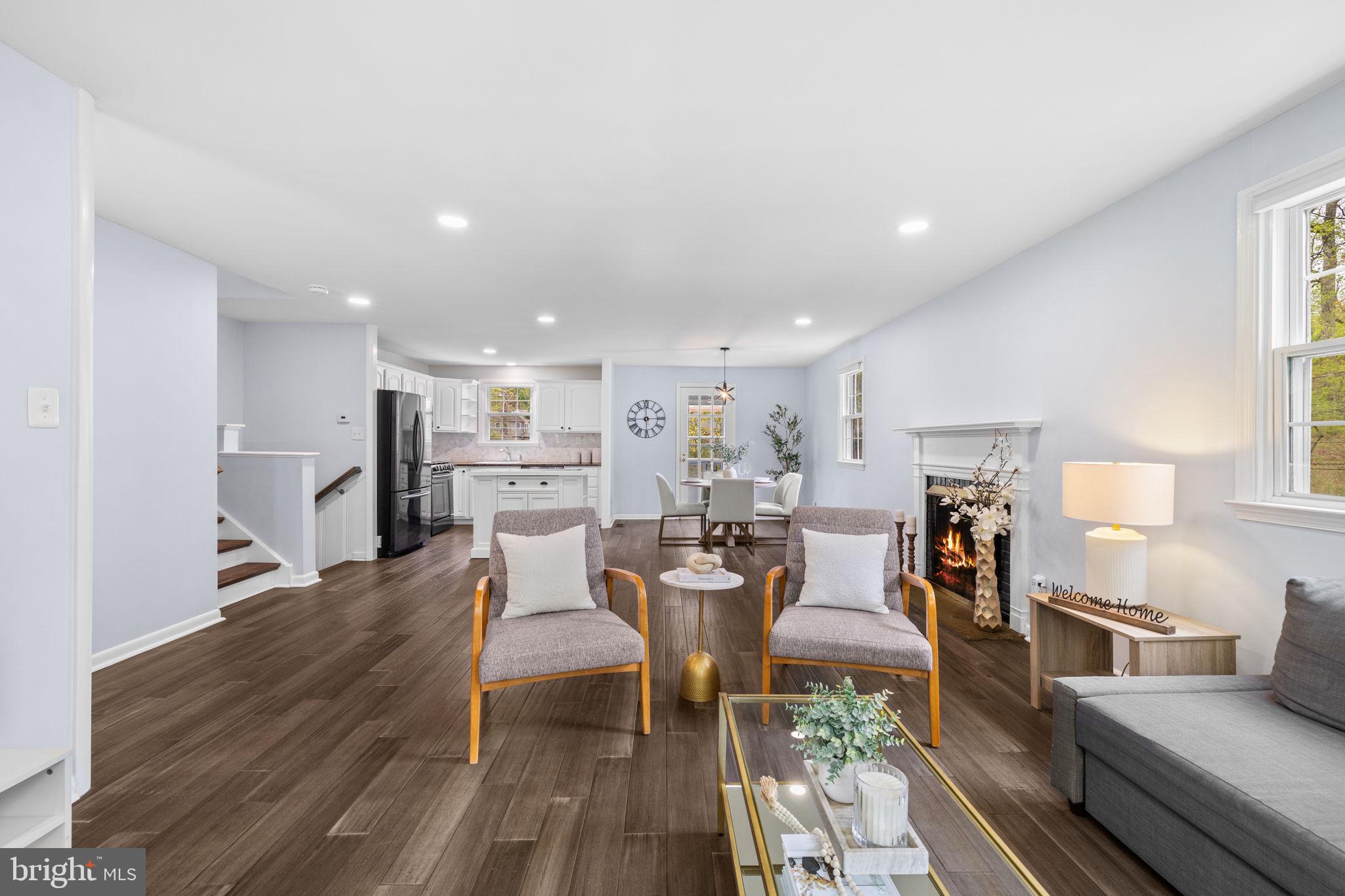 DEVON DOWNS - Residential