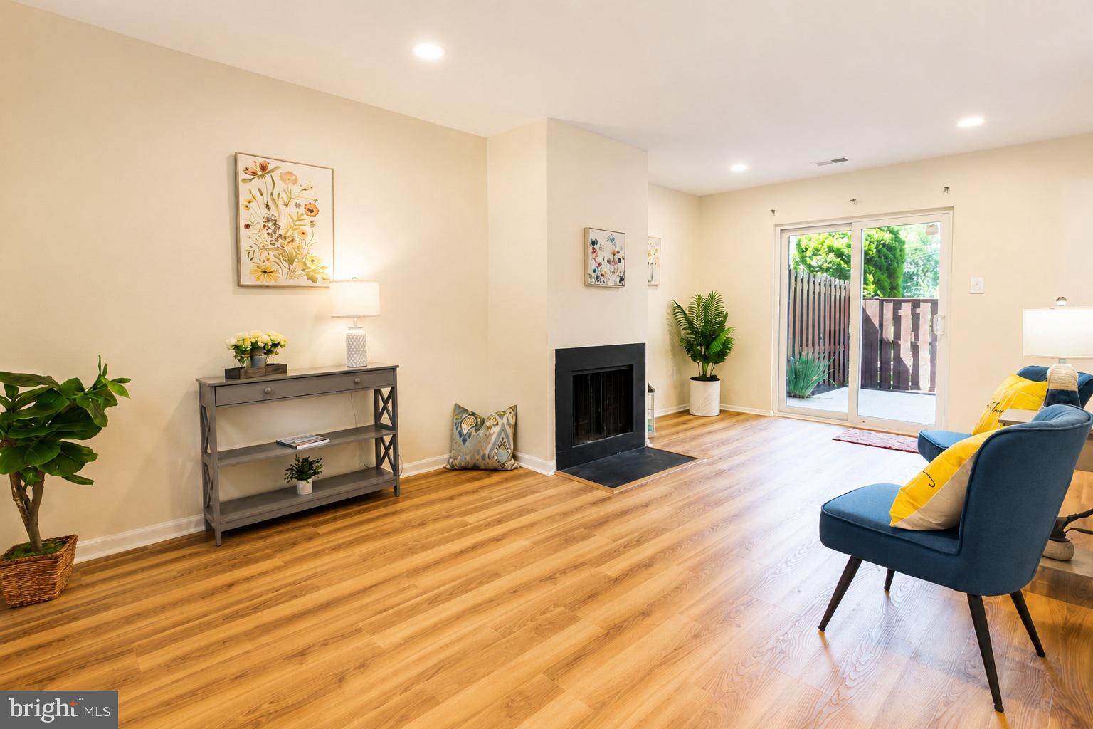 NORTH CREEK - Residential