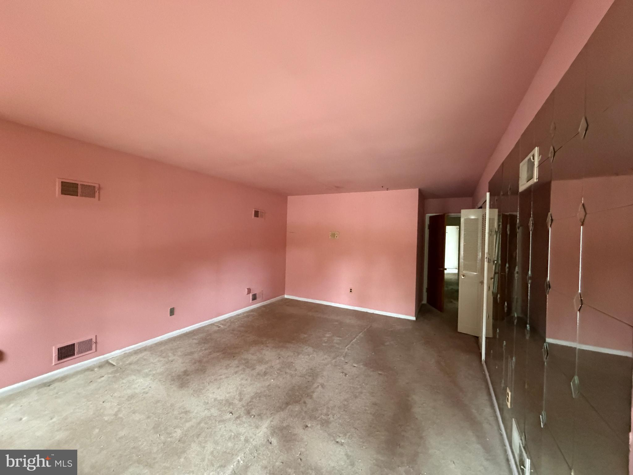 GLENARDEN HEIGHTS - Residential