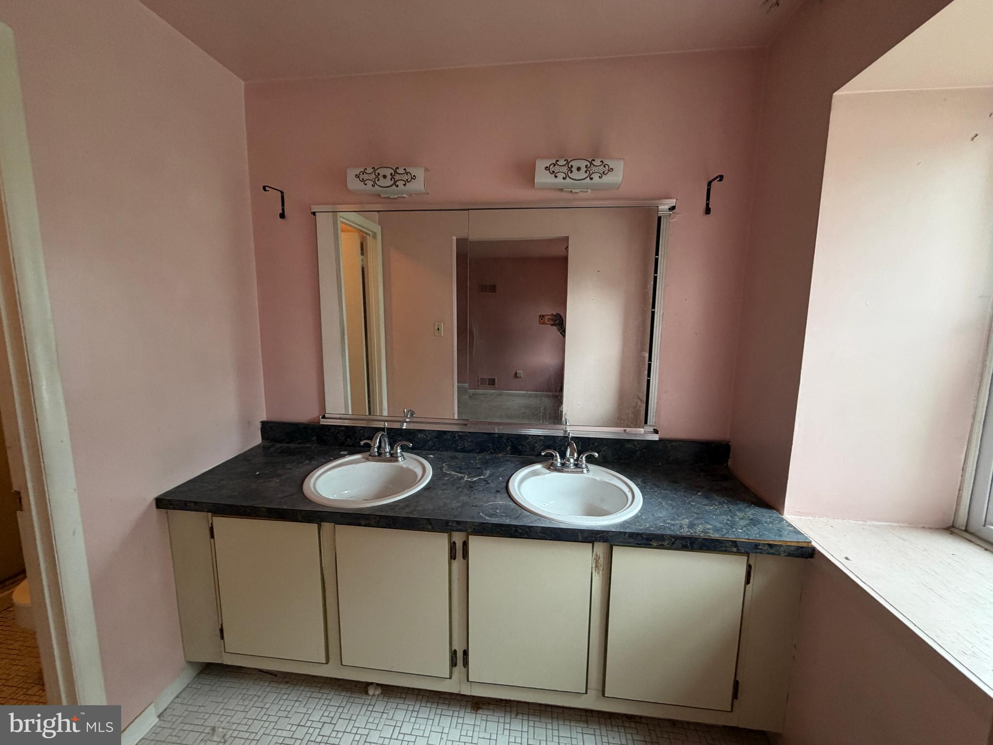 GLENARDEN HEIGHTS - Residential