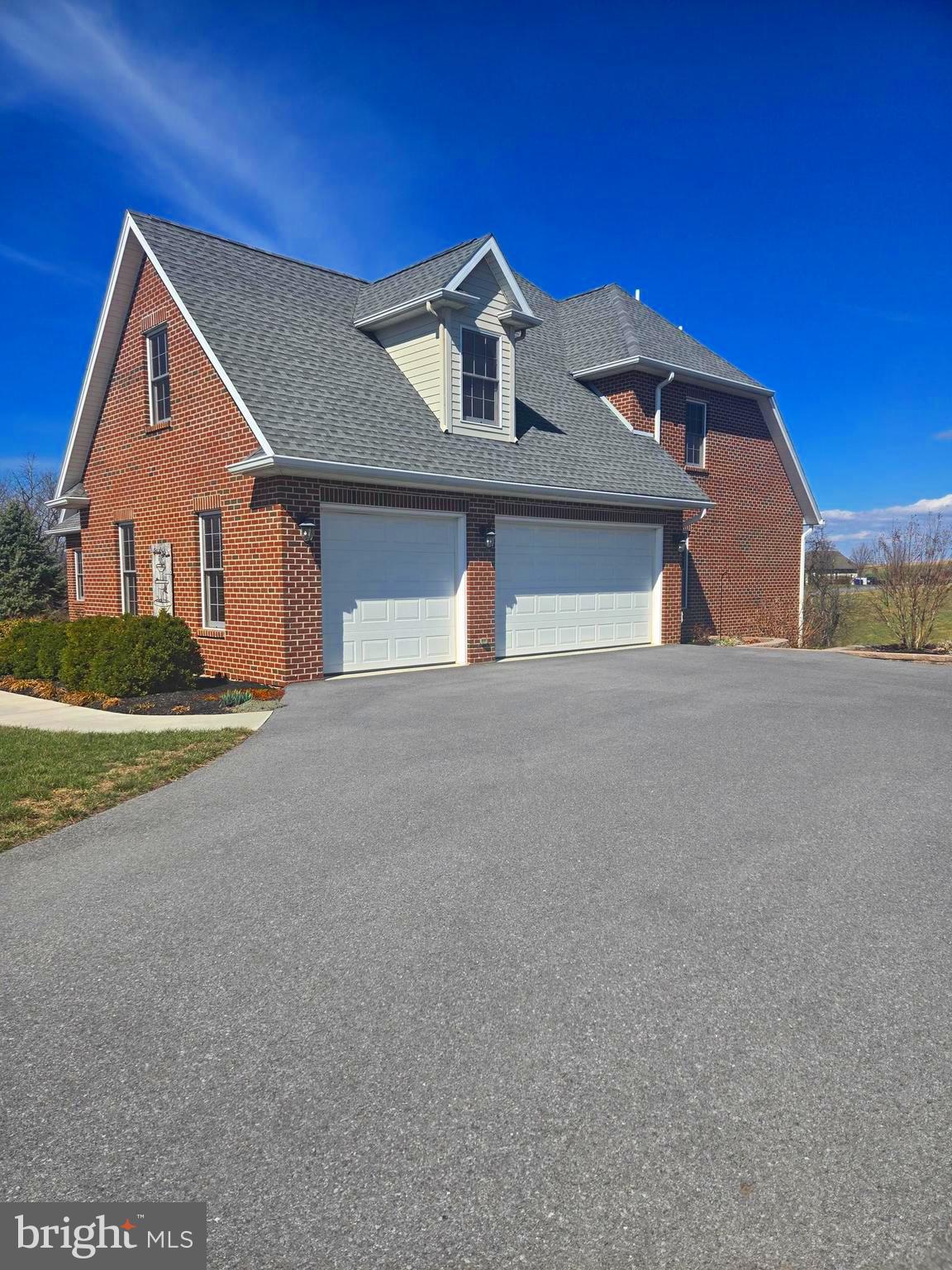FOOTHILLS OF KENSINGTON - Residential