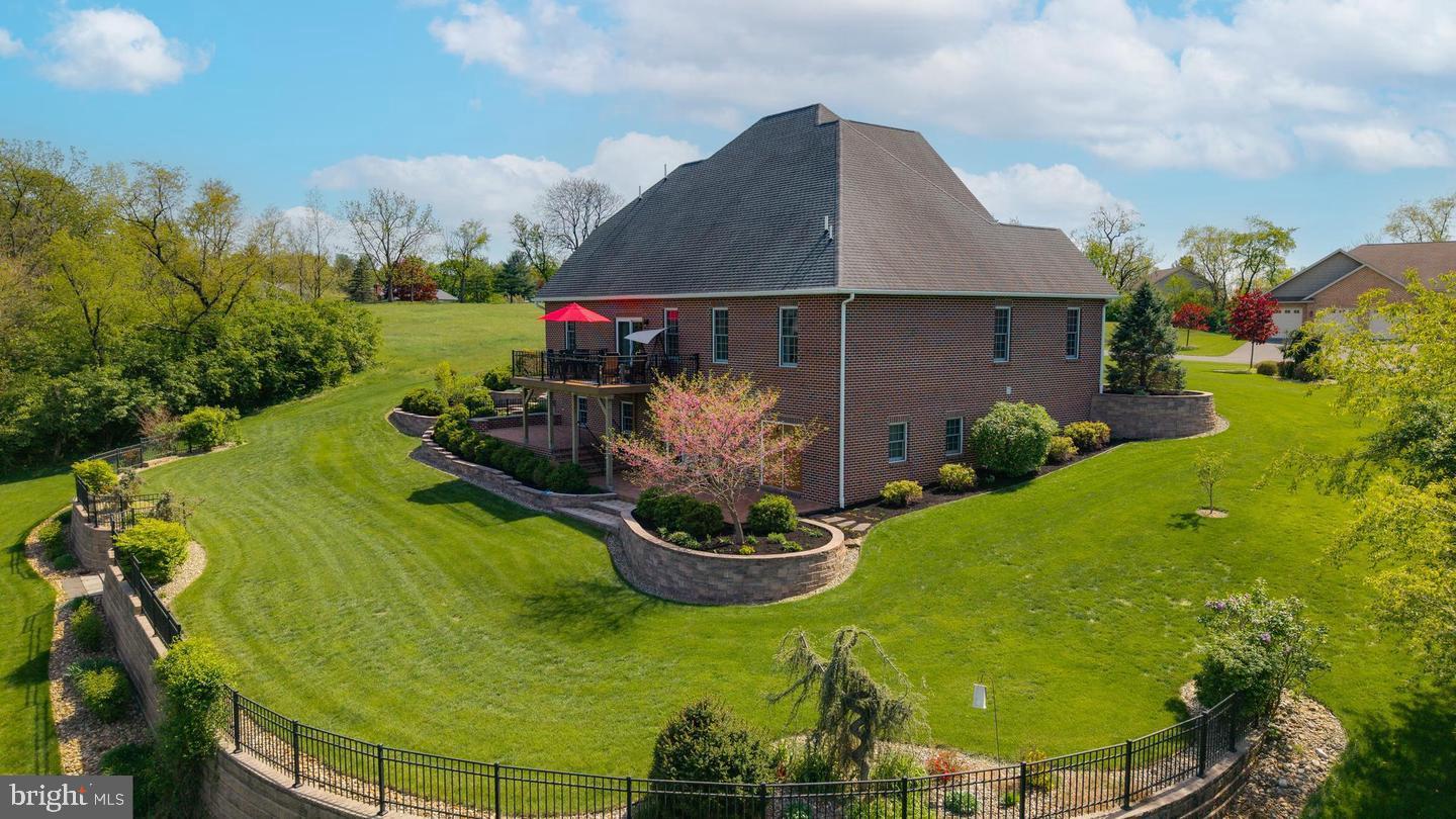 FOOTHILLS OF KENSINGTON - Residential
