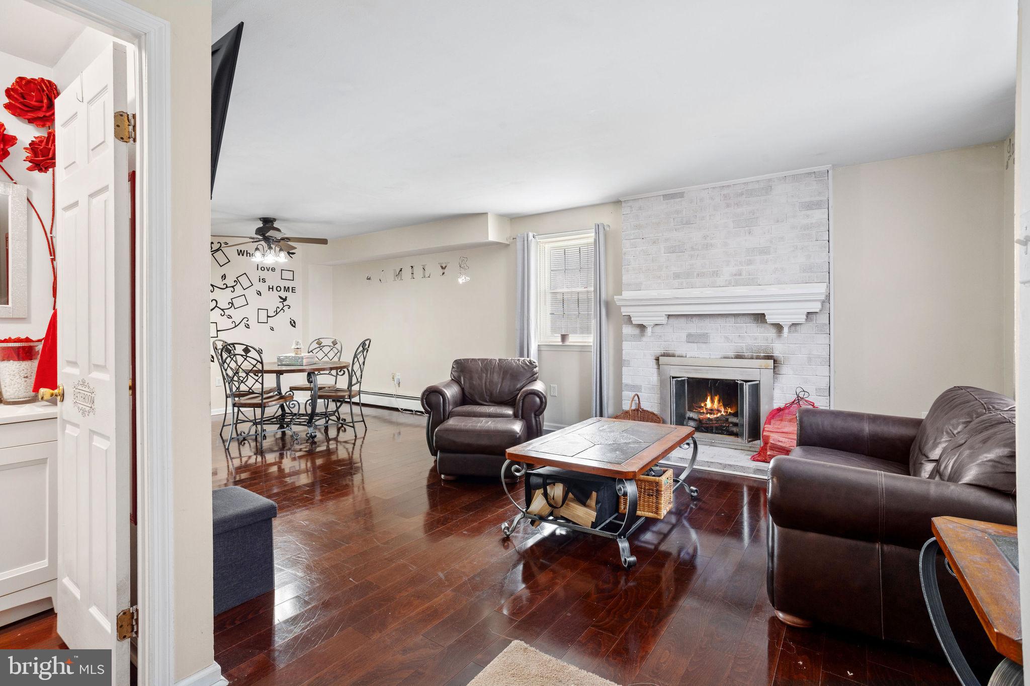WALNUT RIDGE ESTS - Residential