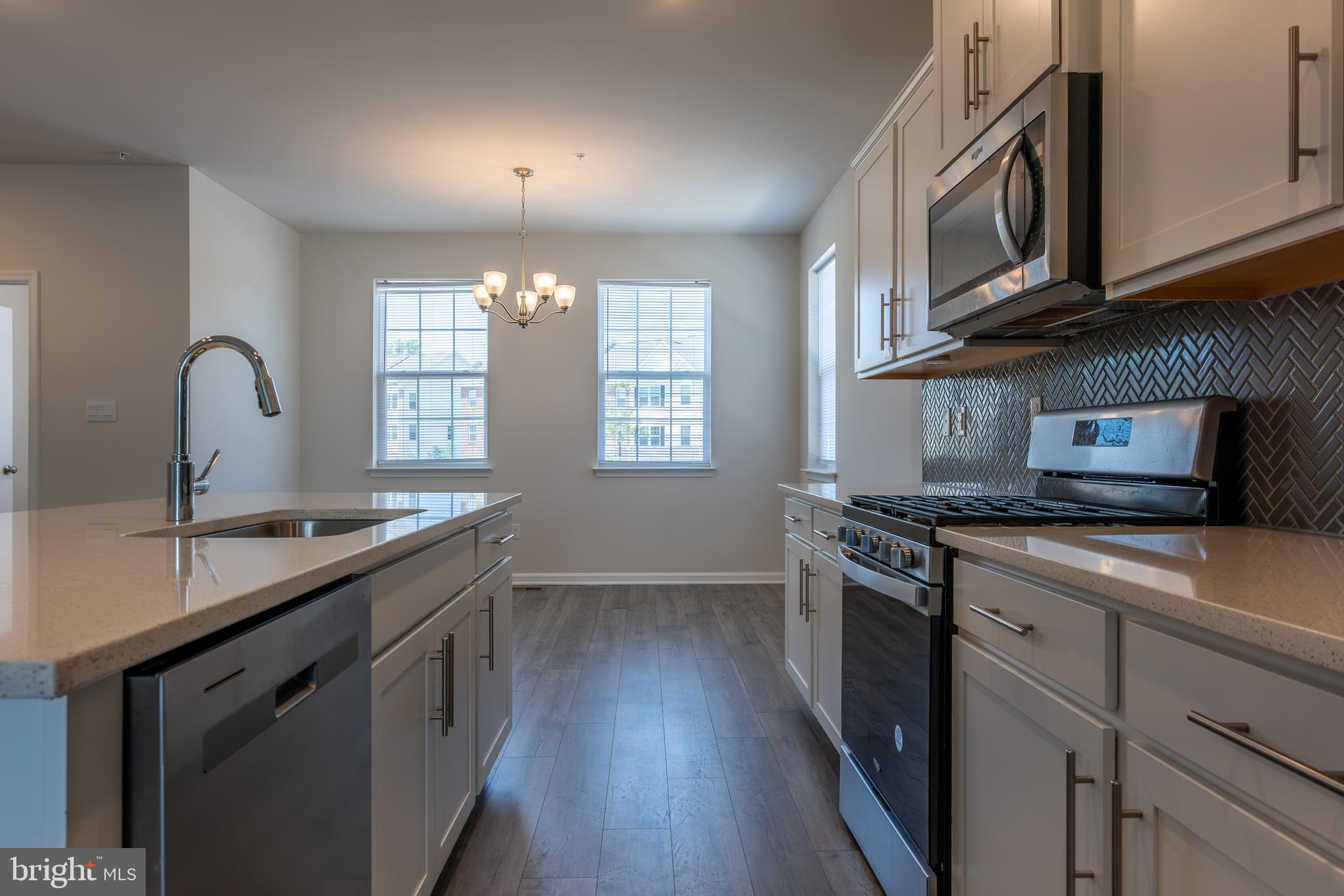 WOODYARD - Residential