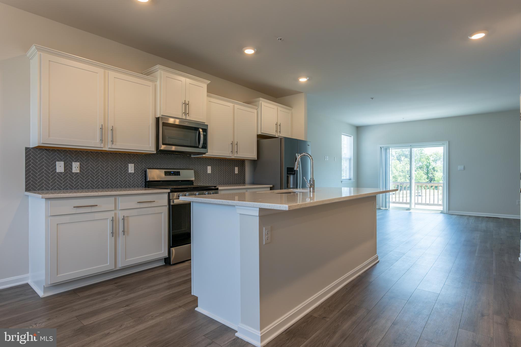 WOODYARD - Residential