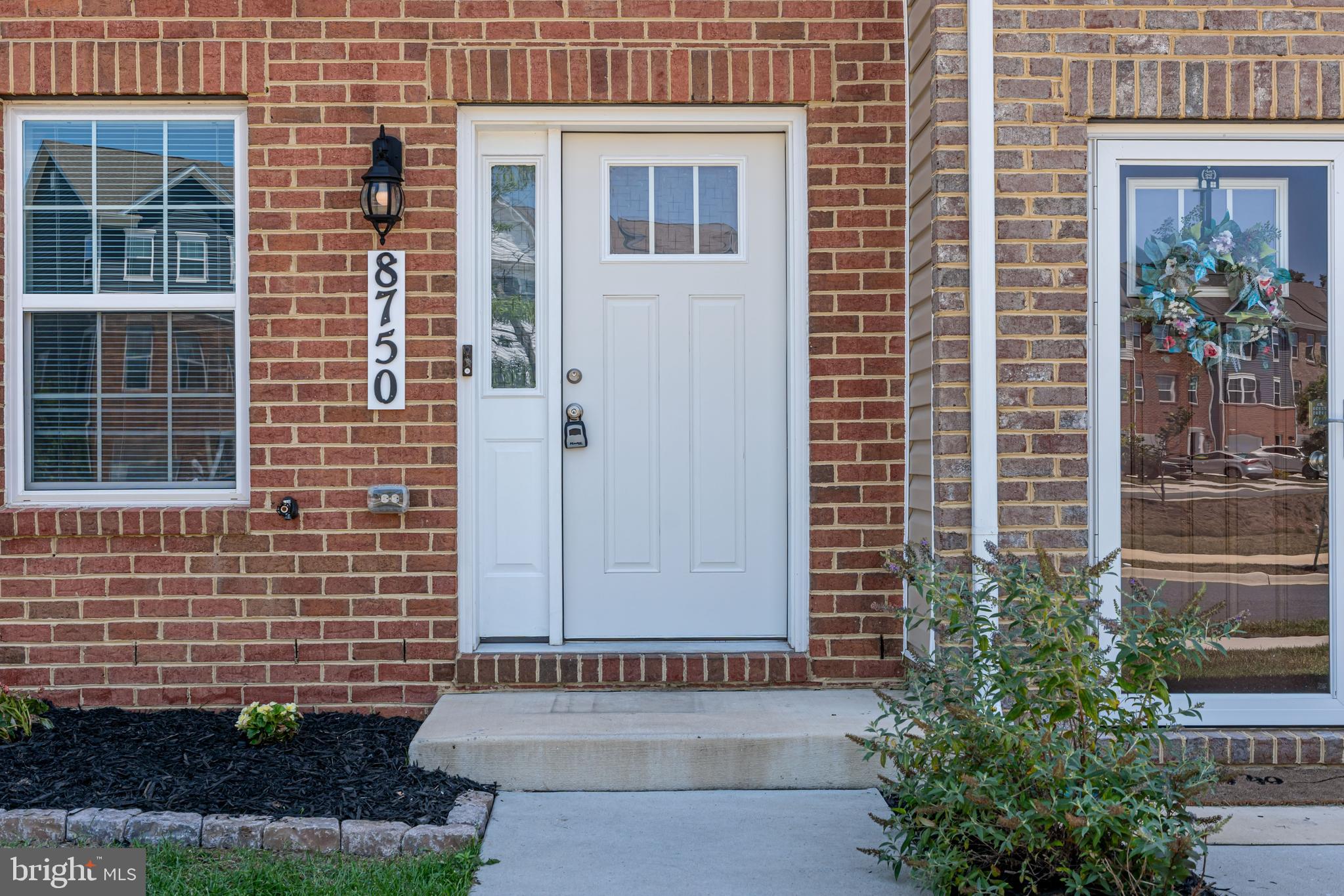 WOODYARD - Residential