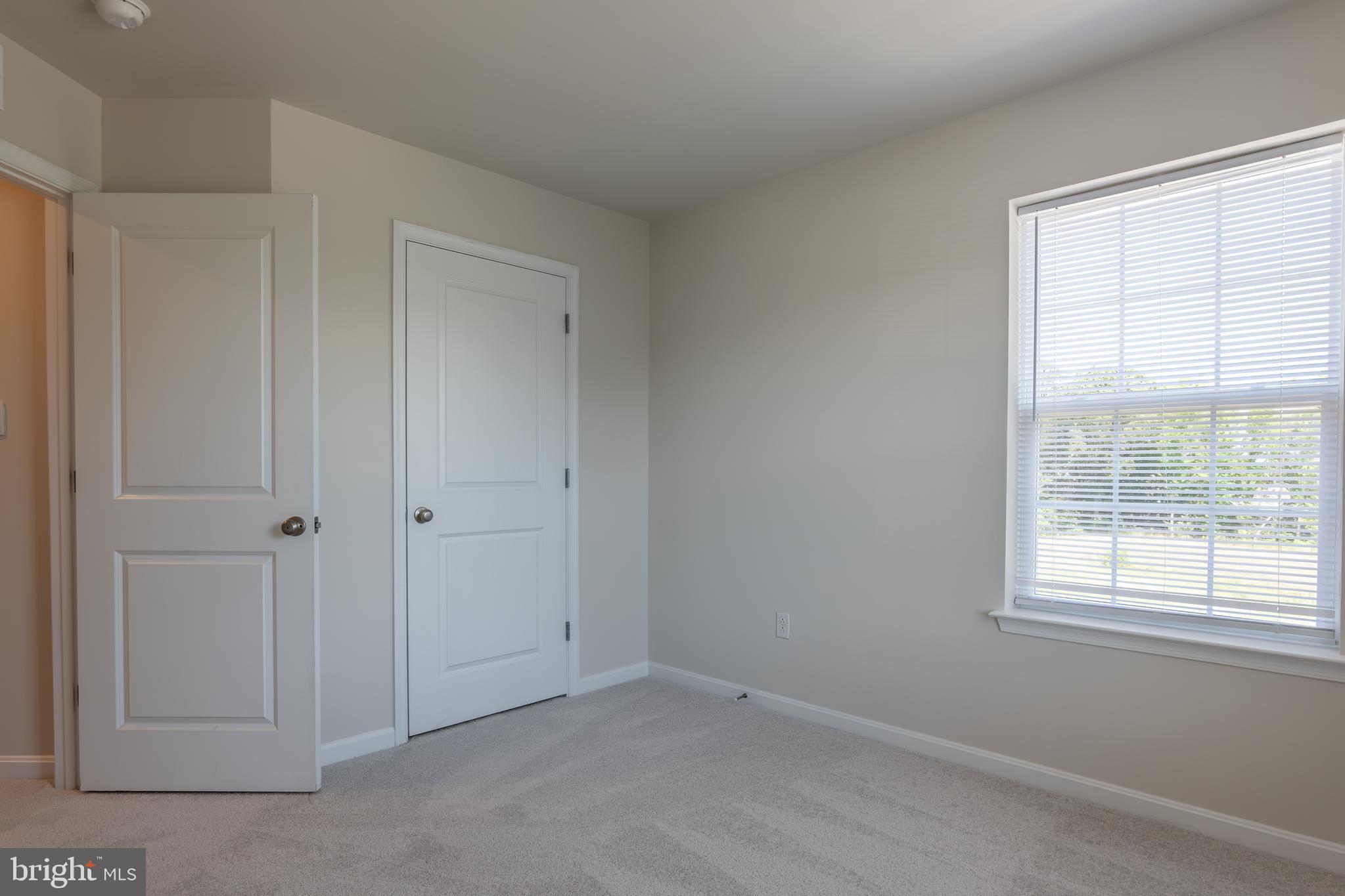 WOODYARD - Residential
