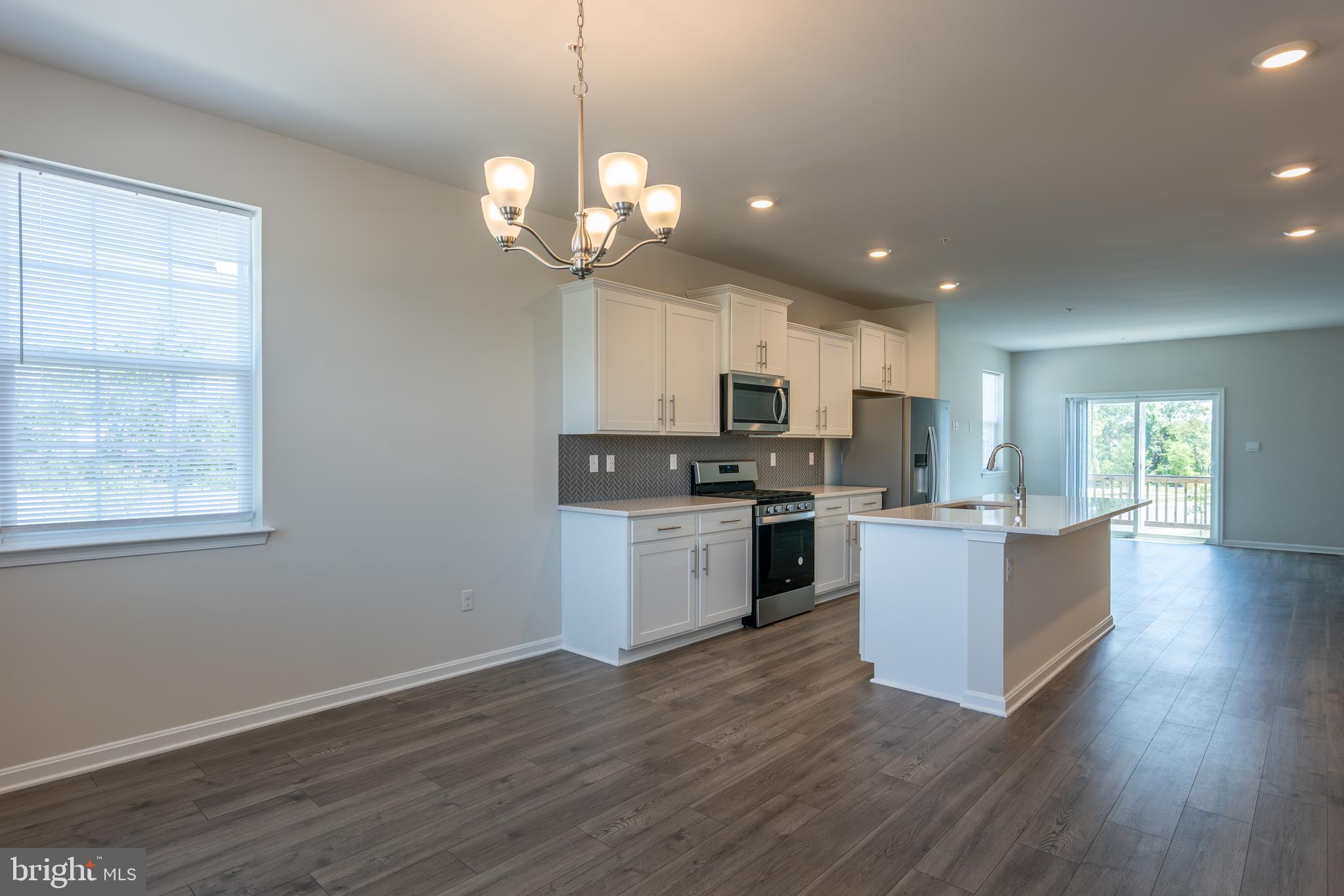 WOODYARD - Residential