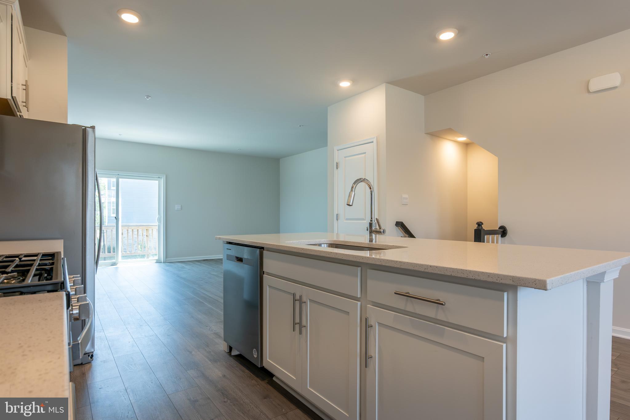 WOODYARD - Residential