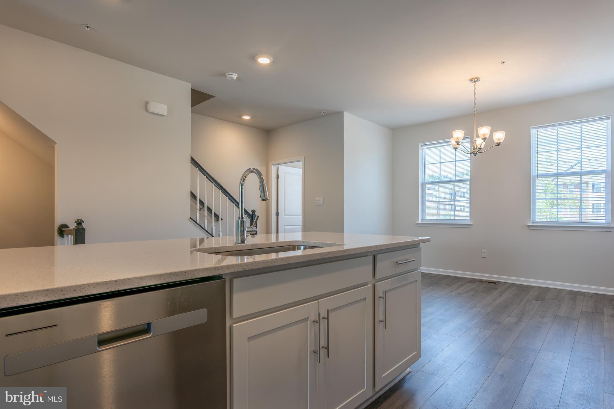 WOODYARD - Residential