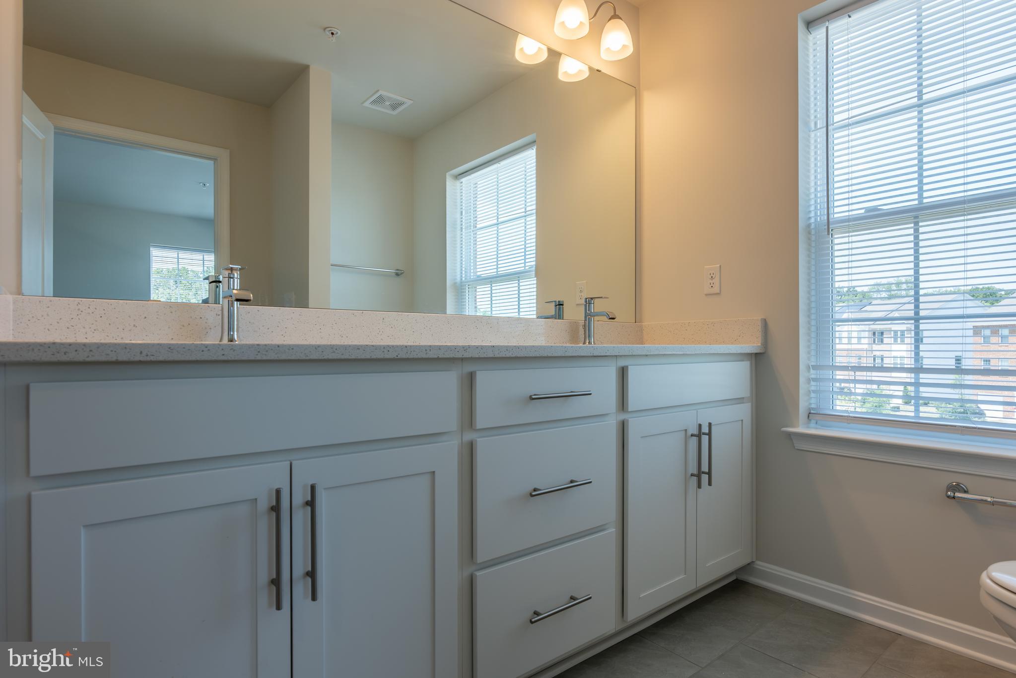 WOODYARD - Residential