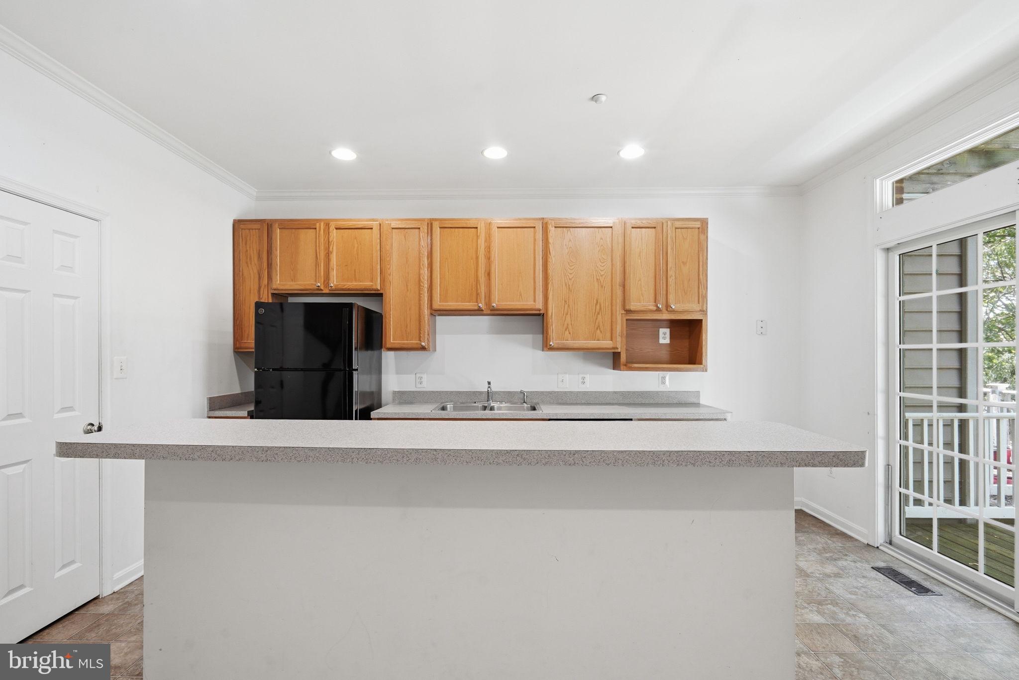 OAK HOLLOW - Residential